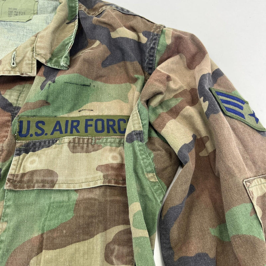 Vtg US Air Force Military Jacket Men's size Small-Short Green Camo Field Army