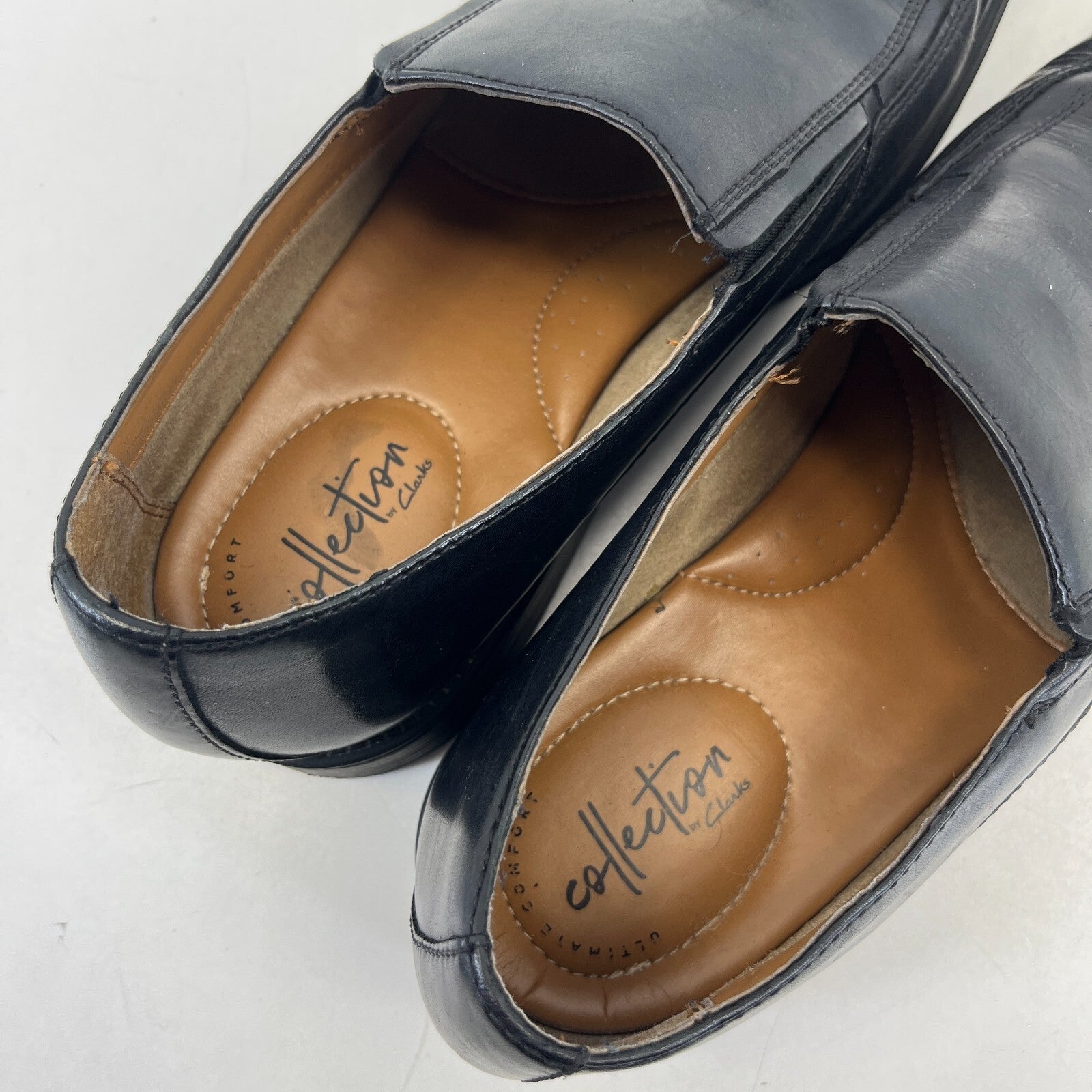 Clarks Ultimate Comfort Collection Men's Leather Slip On Shoes in Black size 9 G