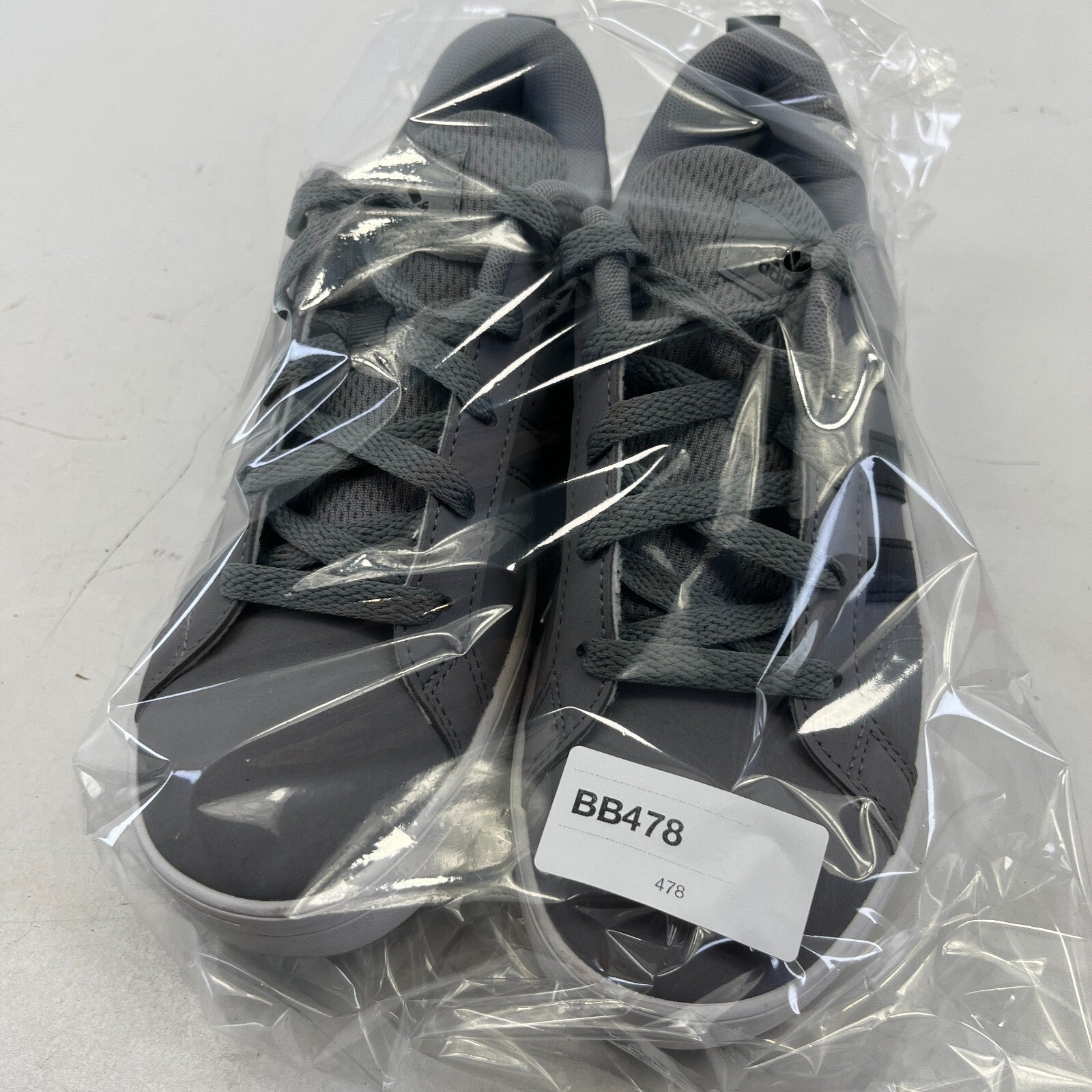 Adidas Pace 2.0 Boys Trainers size UK 3 - EU 35.5 Grey/Black/White
