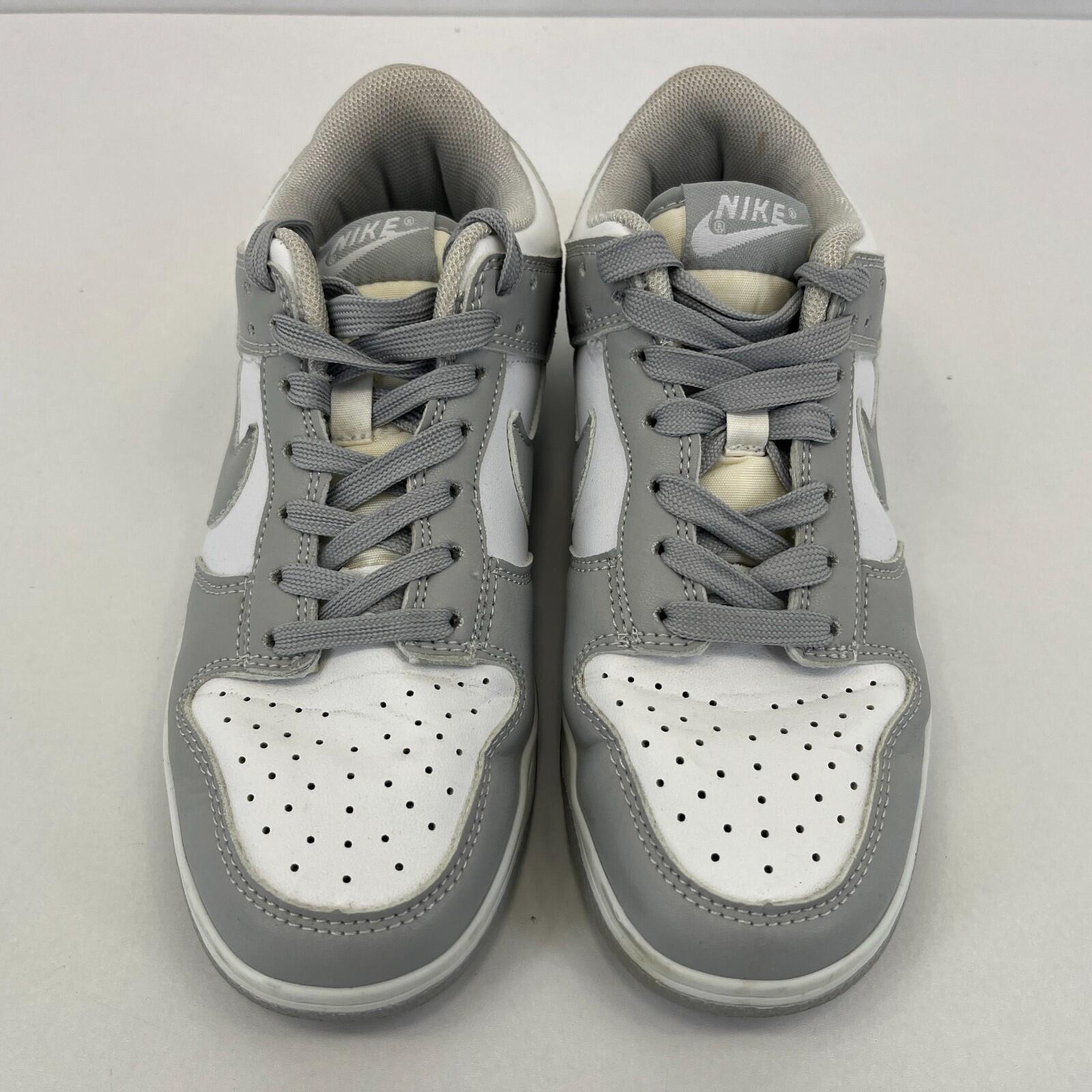 Nike Dunk Low Lace Up Trainers in Grey & White UK size 3.5 / EU 36
