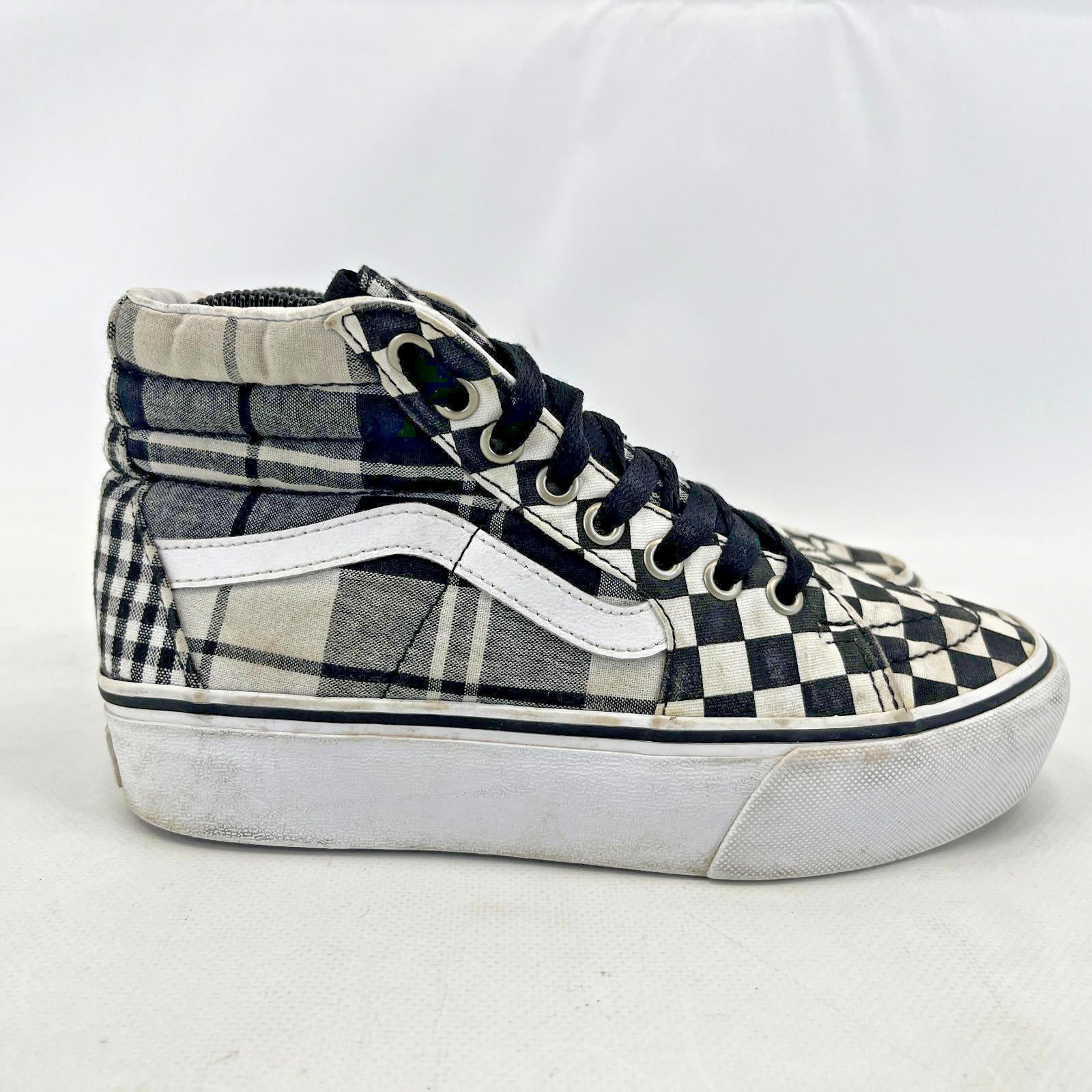 Vans Off The Wall Black/White Checkerboard Hi Top Trainers UK size 3