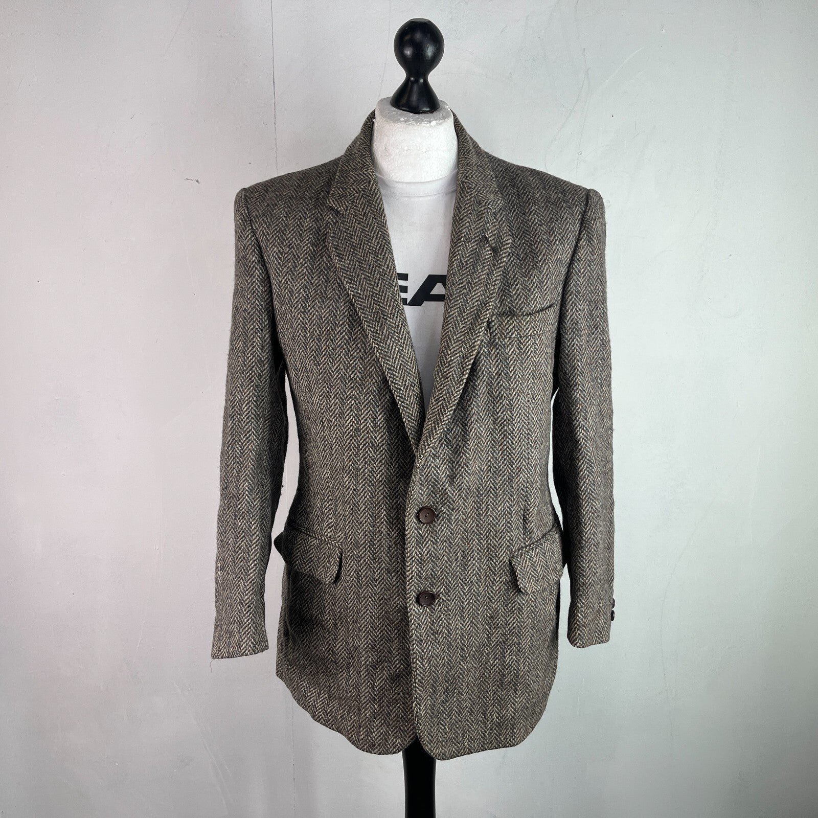 Crombie Men's Brown Herringbone Pure Wool Blazer size Medium