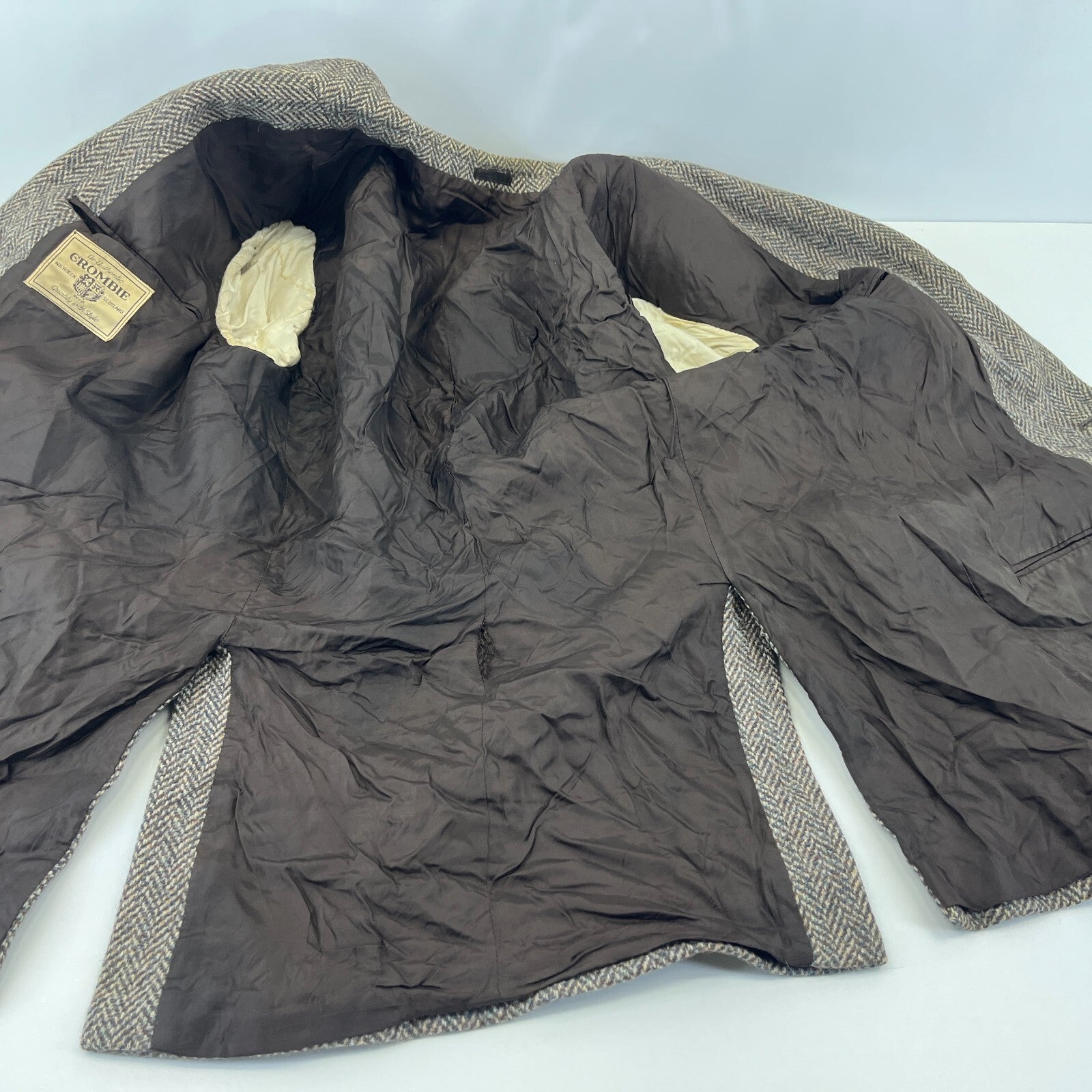 Crombie Men's Brown Herringbone Pure Wool Blazer size Medium