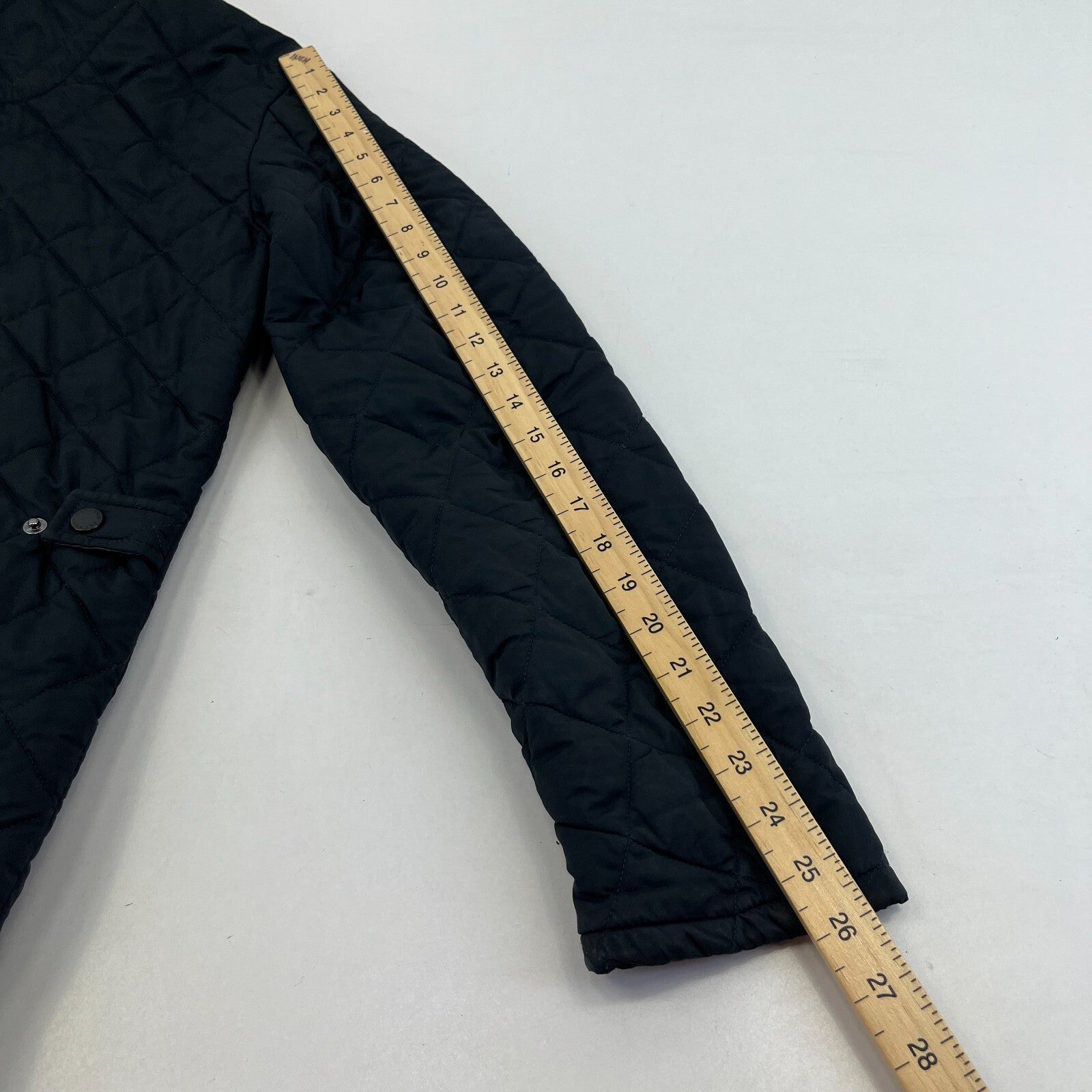 Barbour Chelsea Sportsquilt Jacket in Black Men's size Small