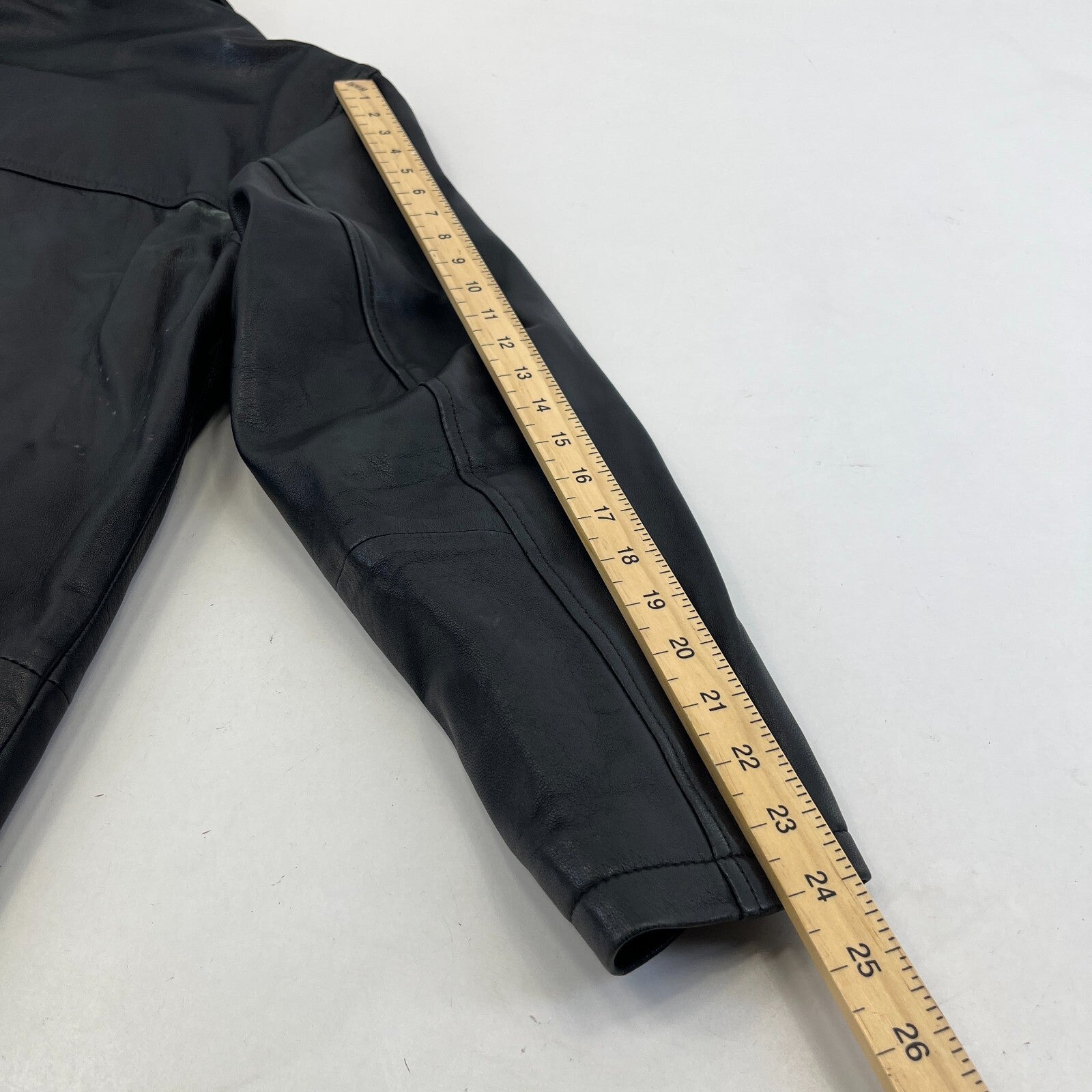 CG Collections Men's Leather Overcoat Jacket Black size Large Spread Collar
