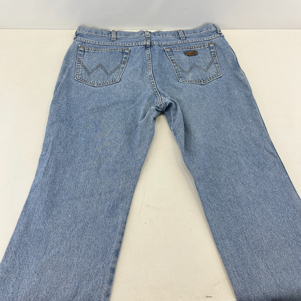 Wrangler Men's Blue Regular Fit Straight Leg Denim Jeans W40" L29"