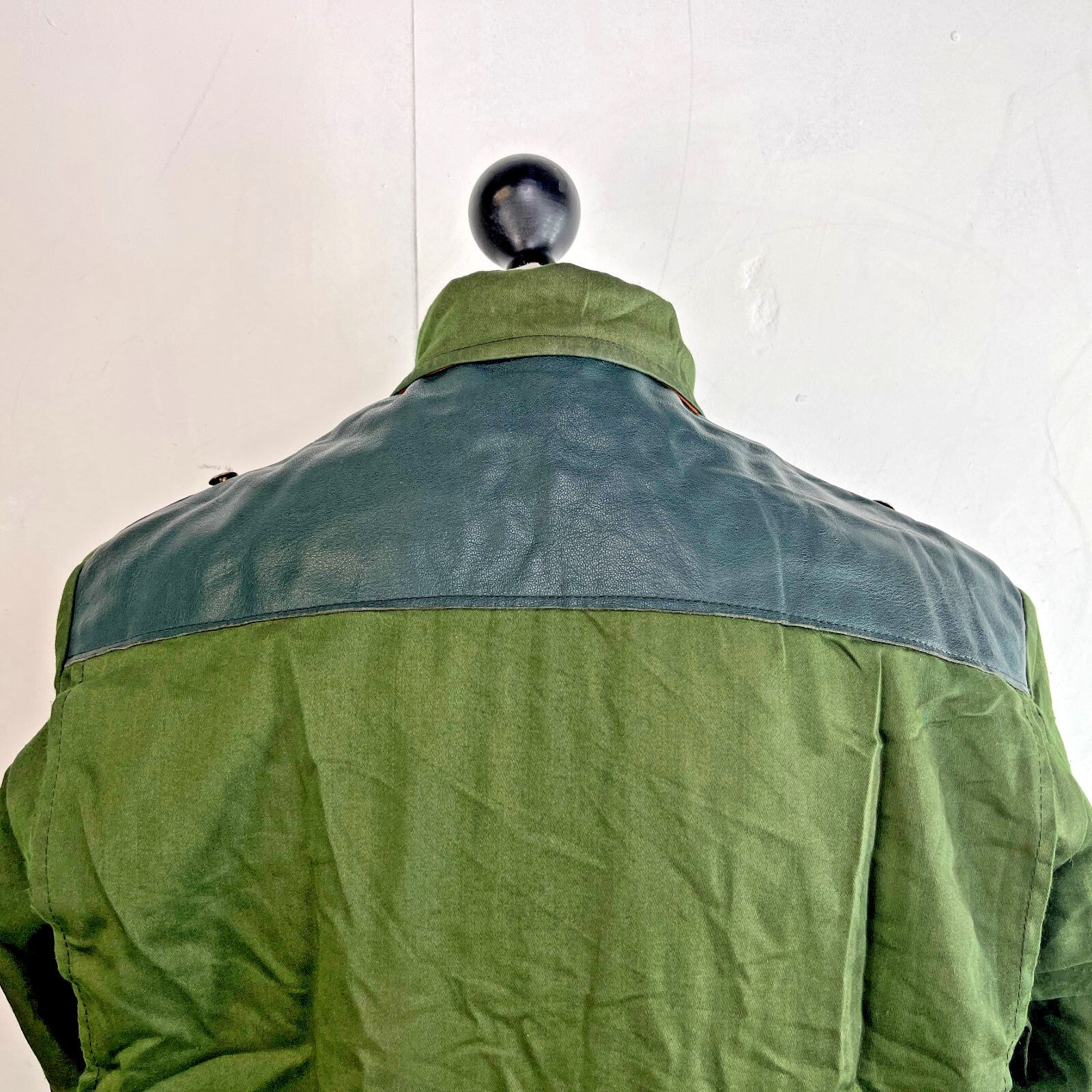 Vintage Turima Sweden Men's Hunting Jacket size Large in Green with Fleece Liner