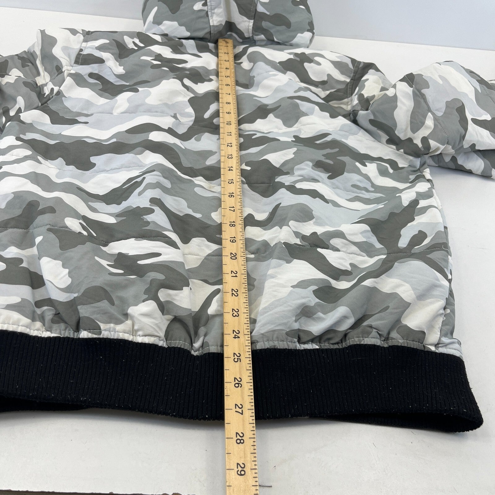 Tommy Hilfiger Camo Hooded Bomber Jacket size M Coat Grey White Water Resistant