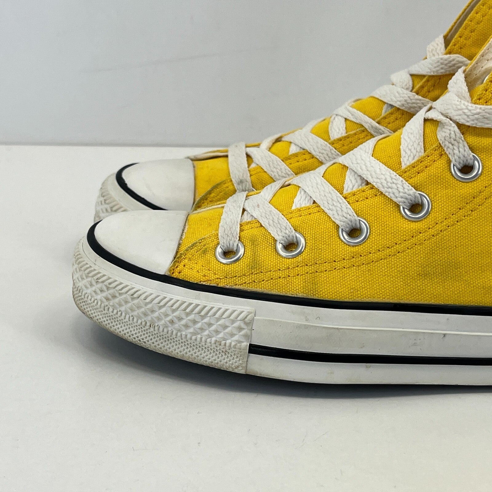 Converse Chuck Taylor All Star Bright Yellow Hi Top Trainers size UK 5 EU 37.5