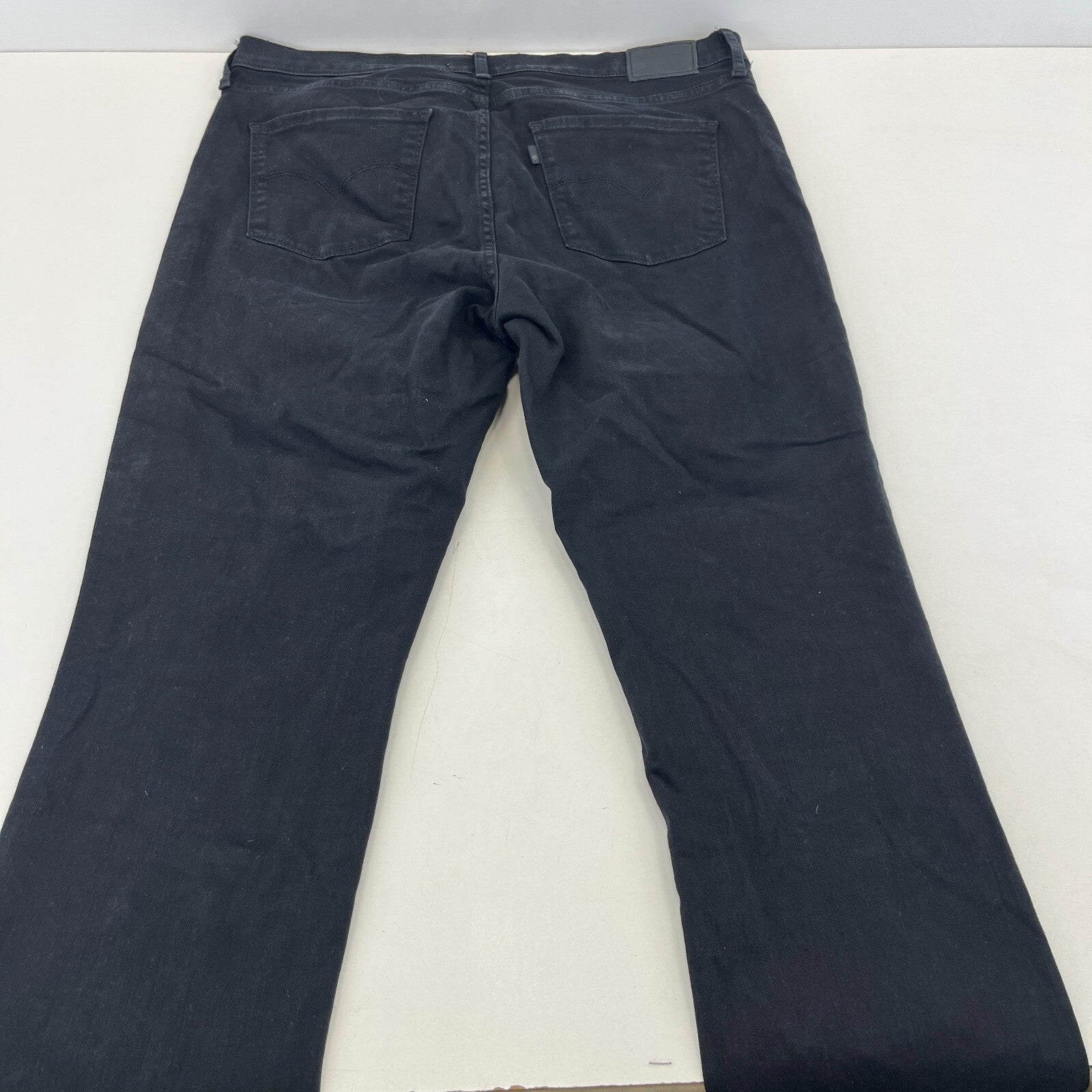 Levi’s 724 High Rise Straight Jeans in Black W34 L32