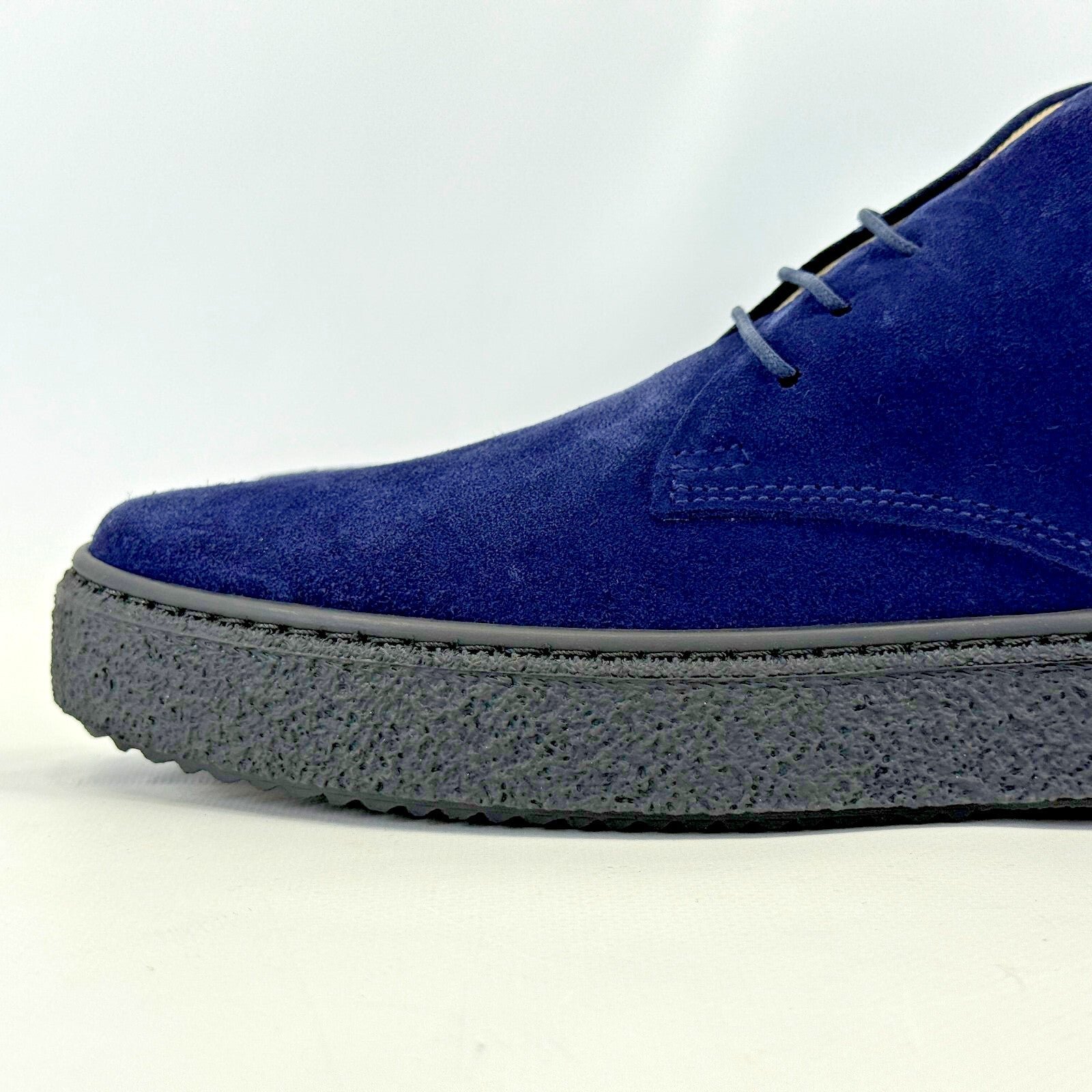 Delicious Junction Bullitt Suede Desert Boots in Dark Navy Blue size UK 7 EU 41