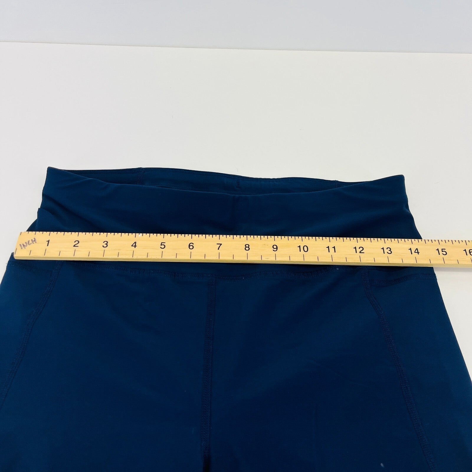 Sweaty Betty Zero Gravity Leggings size M - Full Length in Navy Blue