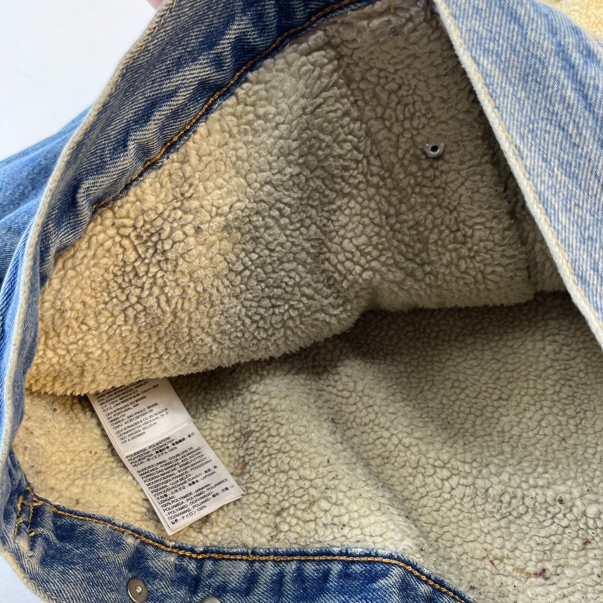 Levi’s Men’s Sherpa Lined Denim Trucker Jacket Blue Jean Coat size Small