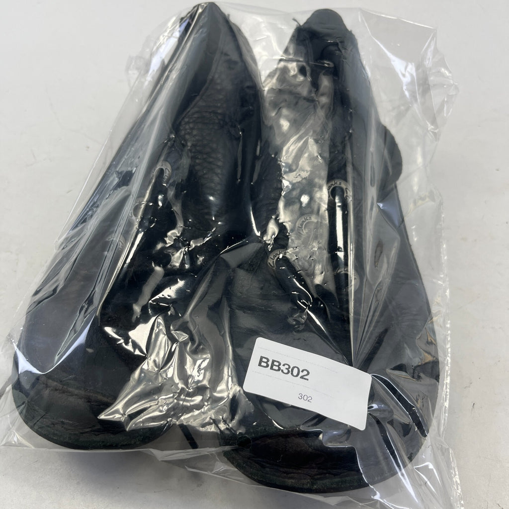 Clarks Active Air Black Leather Pasty Shoes size UK 6 EU 39 1/2 Womens Pasties