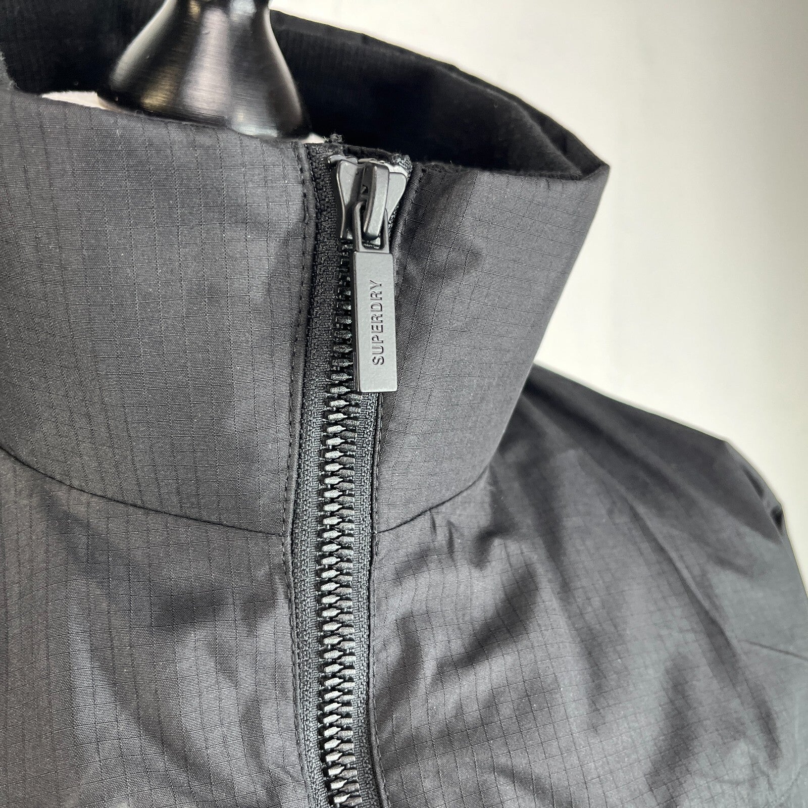 Superdry Men's Softshell Windbreaker Jacket in Black Ripstop UK size M