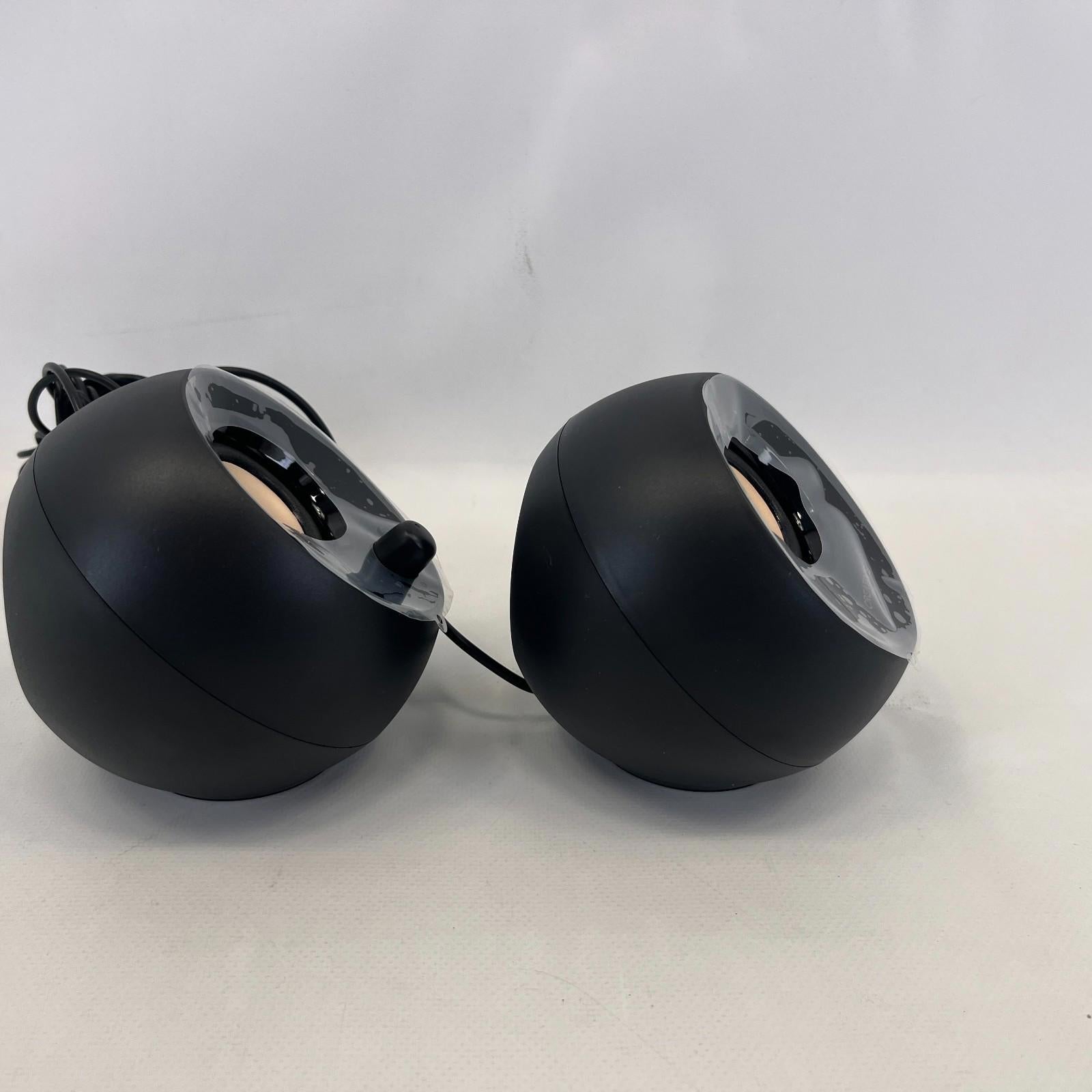 Creative Pebble SE 2.0 Desktop Speakers Black w/ Light-Up Base USB Type-C