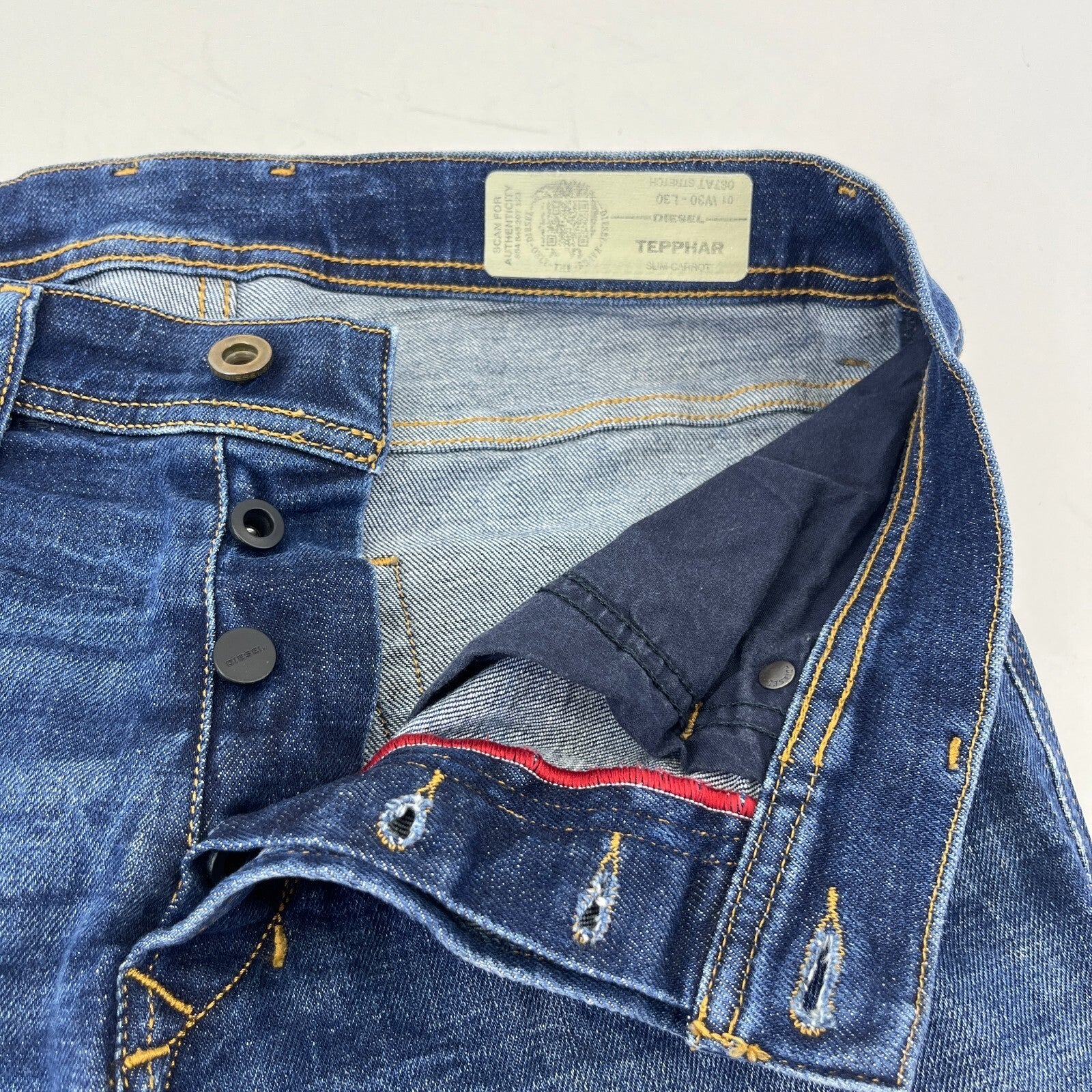 Diesel Tepphar Distressed Stretch Slim Carrot Jeans Men’s W30 L30 Denim Blue