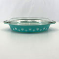 Pyrex Gaiety Snowflake Turquoise Spacesaver Casserole Dish with Lid