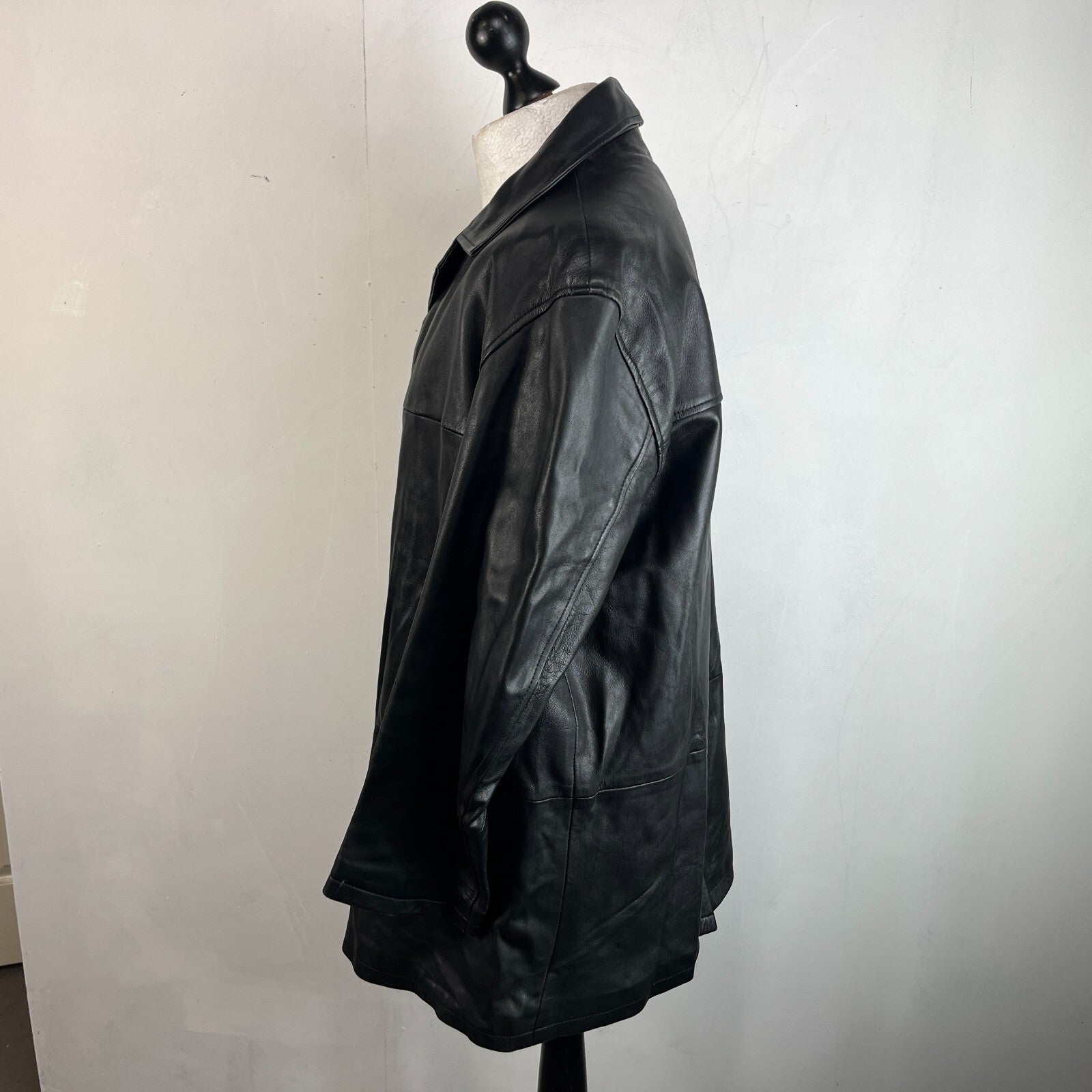 CG Collections Men's Leather Overcoat Jacket Black size Large Spread Collar