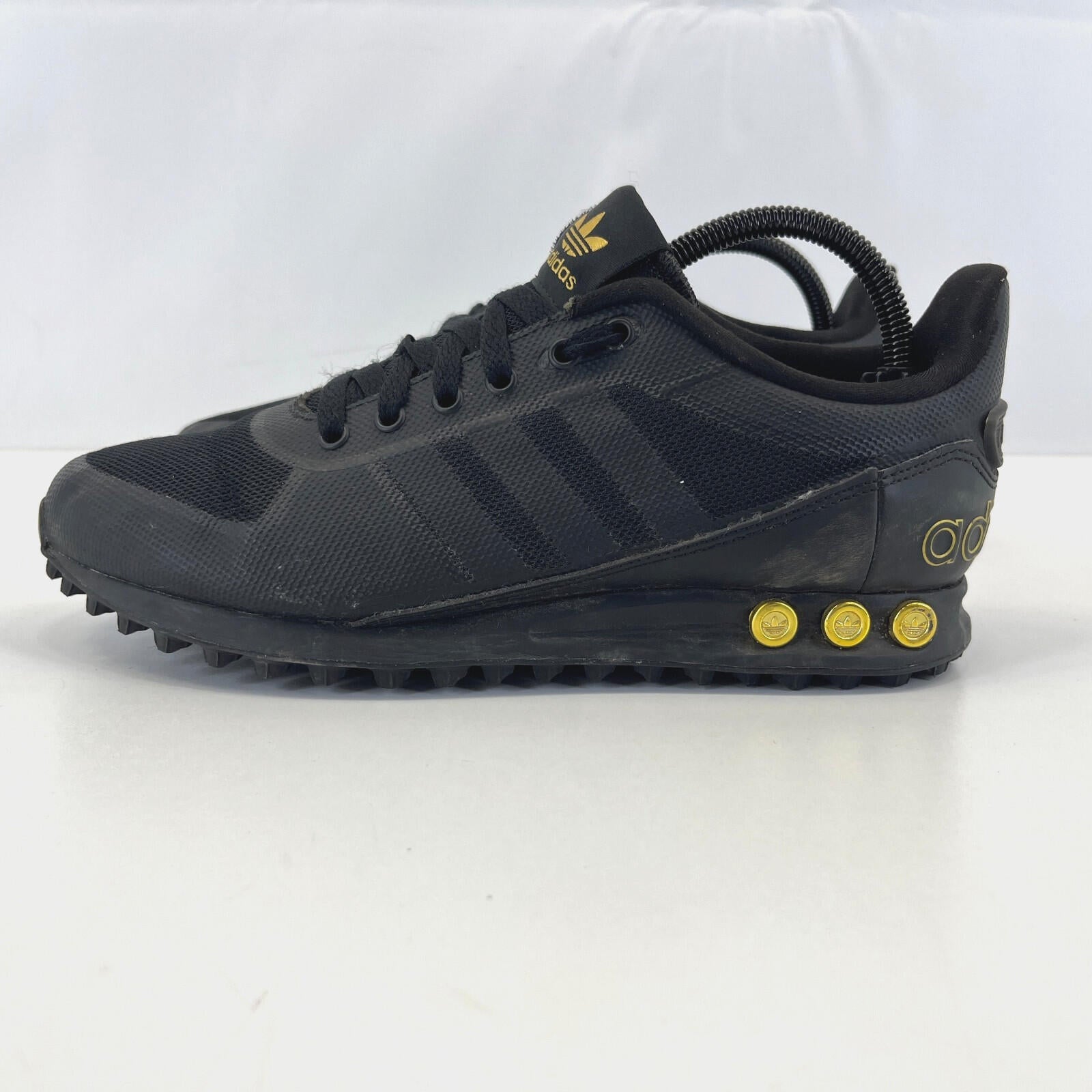 Adidas LA Trainer II Trainers in Black & Gold UK 7 / EU 40 2/3