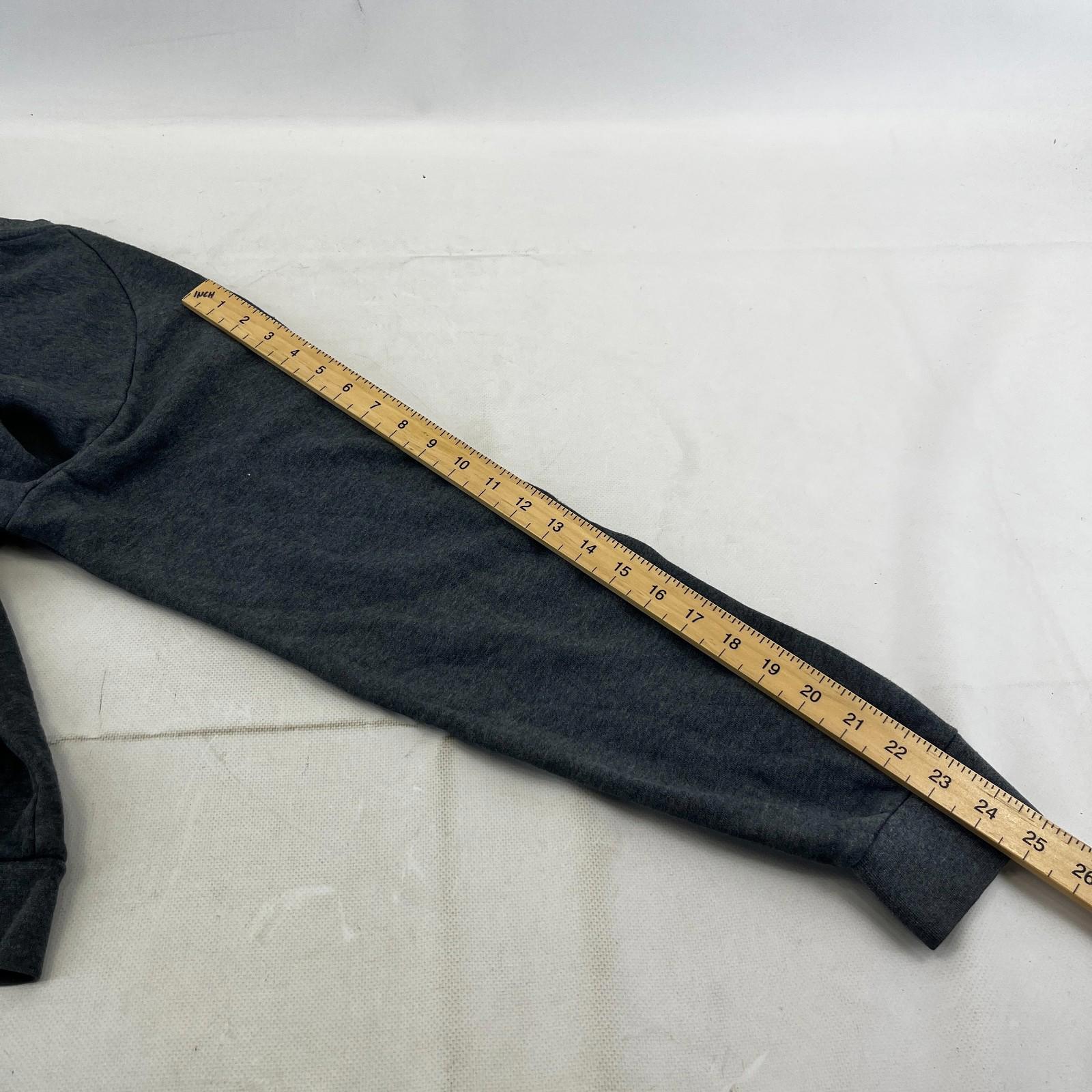 Adidas Round Neck Sweatshirt in Grey Men's size Medium