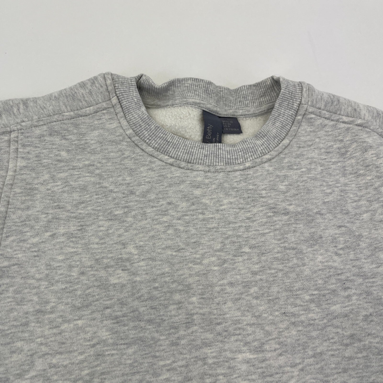 Sweaty Betty Premium Brushed Crew Neck Thick Sweatshirt Light Grey size M/12