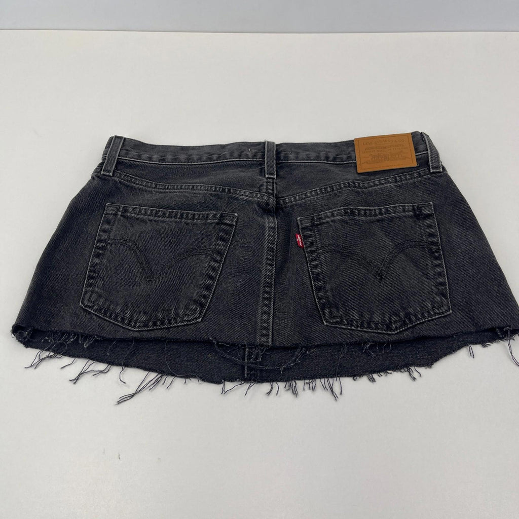 Levi’s Icon Denim Mini Skirt Size 29 Distressed Black