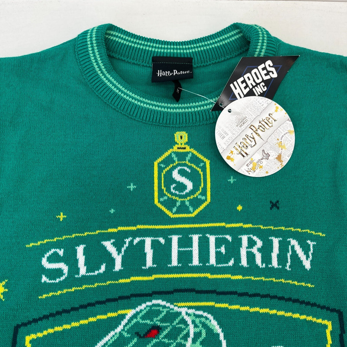 Harry Potter Slytherin House Jumper Sweater in Green size Medium - New with Tags