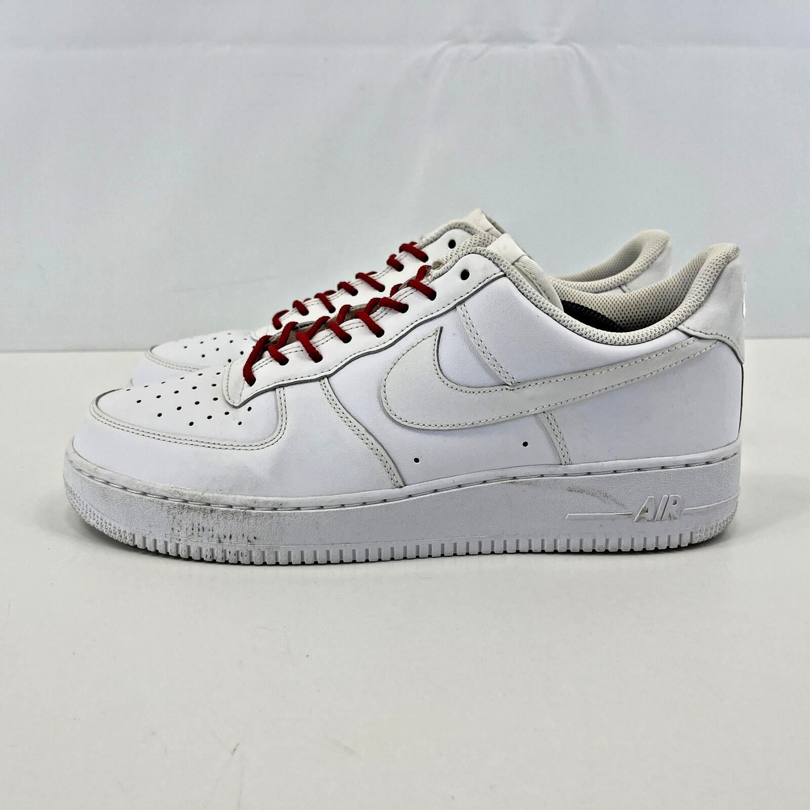 Nike Air Force 1  Trainers in White Leather UK size 11 / EU 46