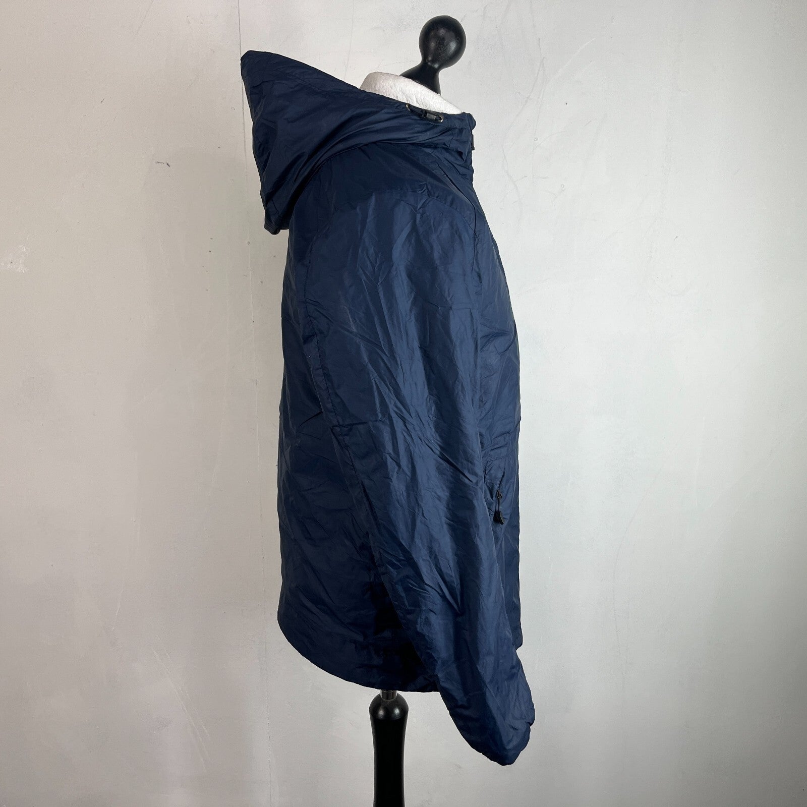 Nike Sportswear Jacket Men's size M Navy Blue Windrunner Windbreaker Hood Lined