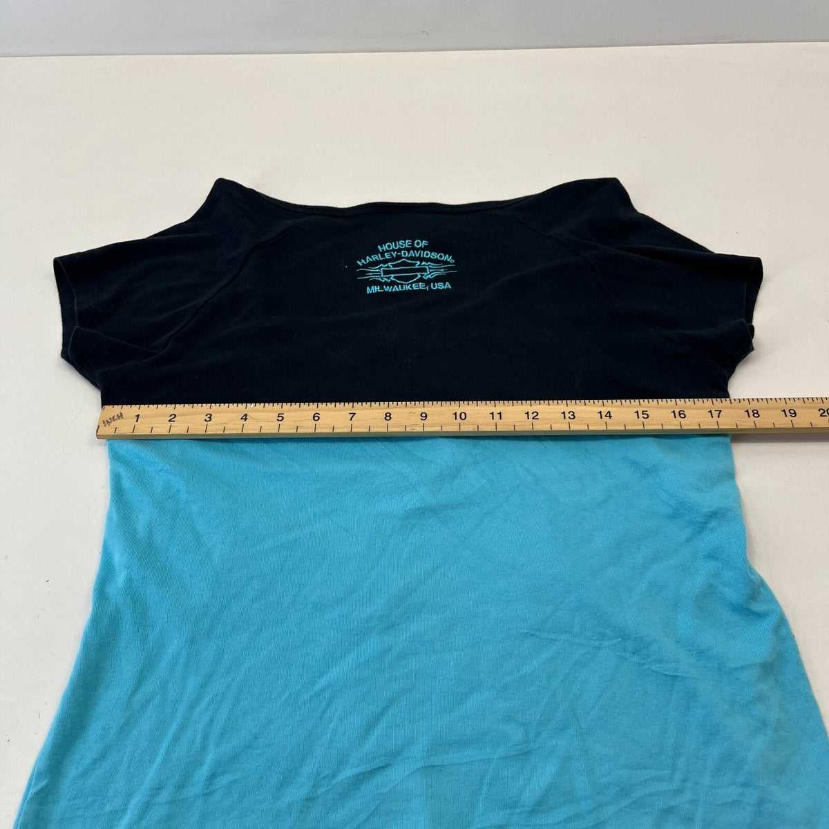 Harley Davidson Vintage Women's Embroidered T-Shirt 1990’s Blue/Black size L