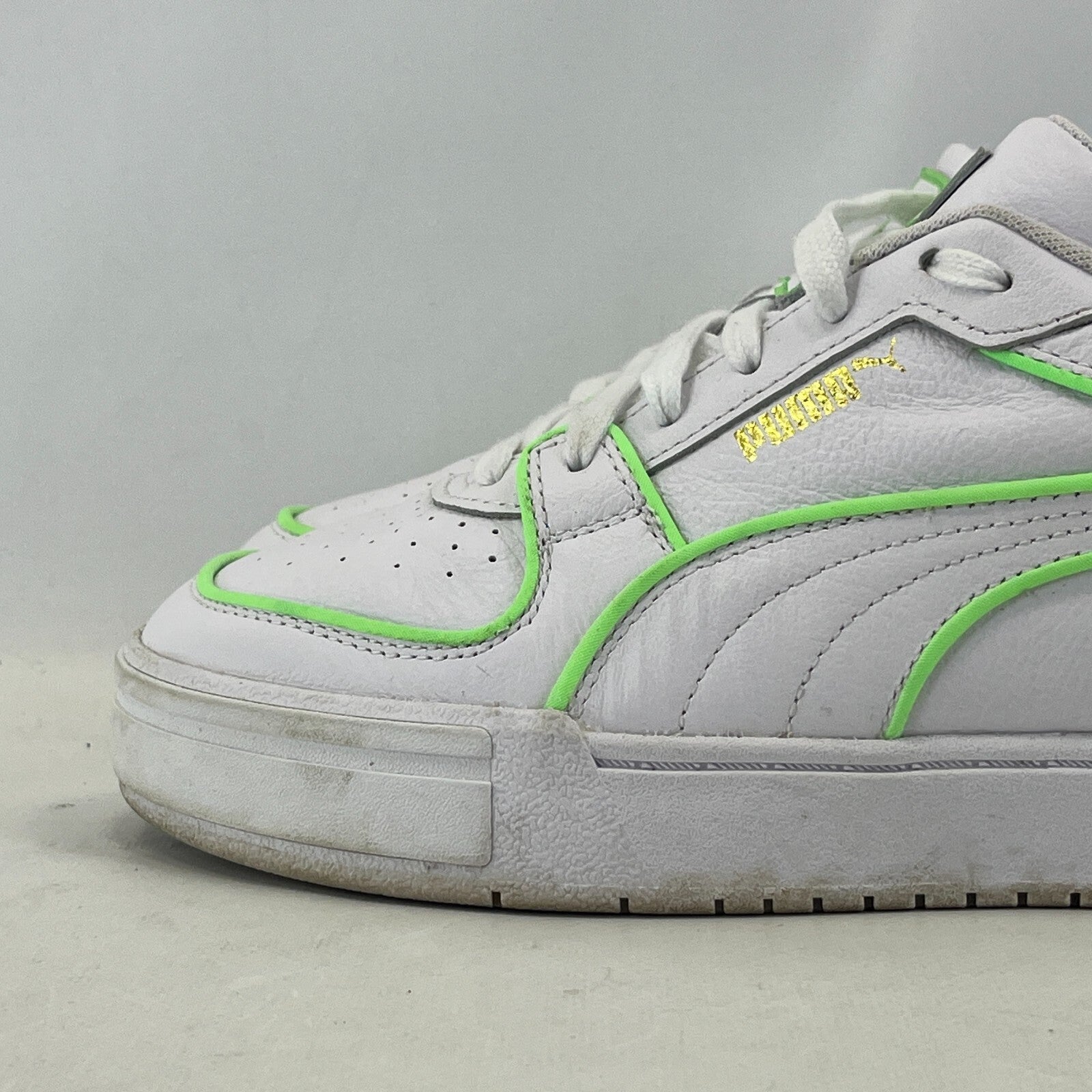 Puma Women's White Trainers with Fluoro Green Piping UK size 7 EUR size 40.5
