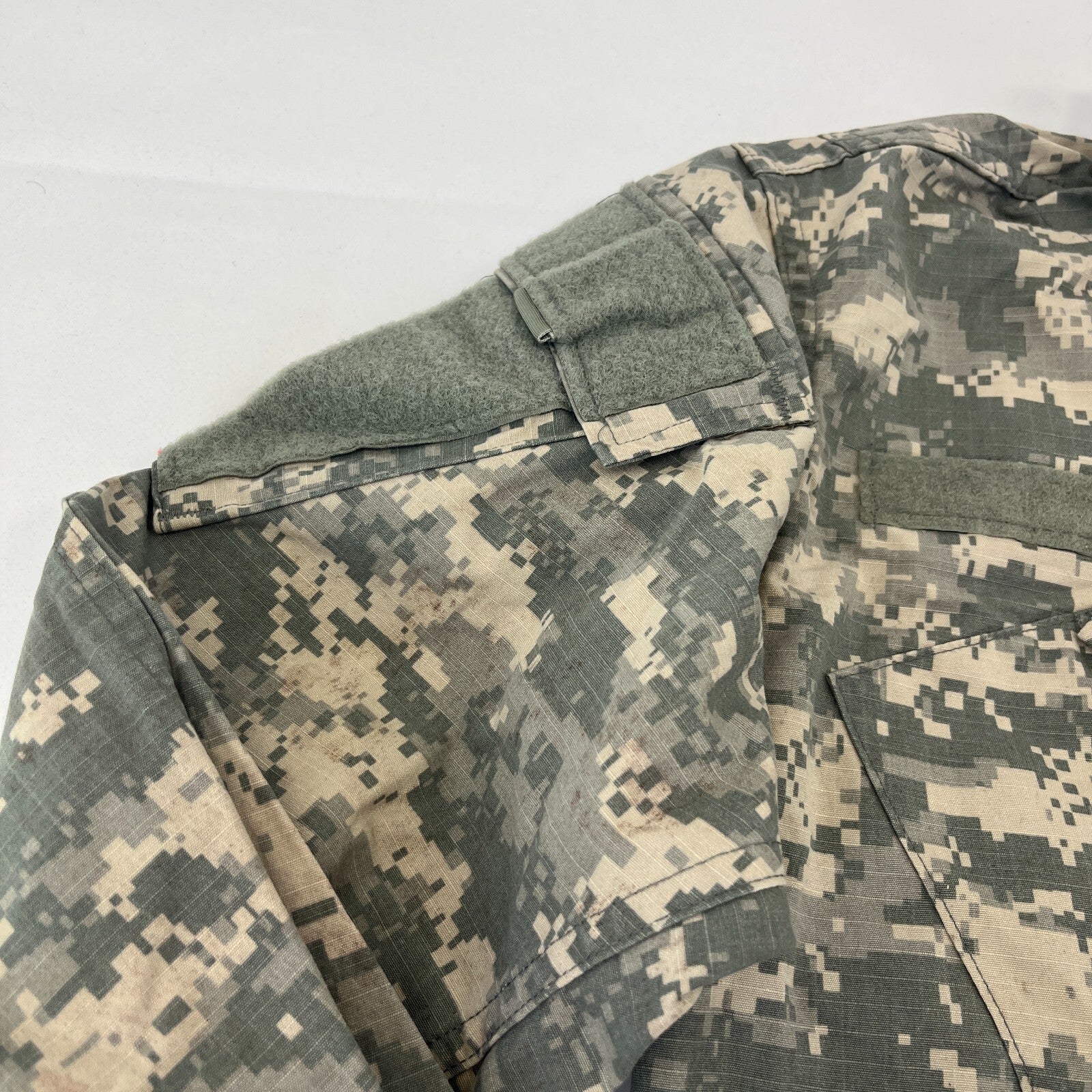 US Army Digital Camo Hot Weather Combat Jacket Ripstop US size Small-Reg - UK M