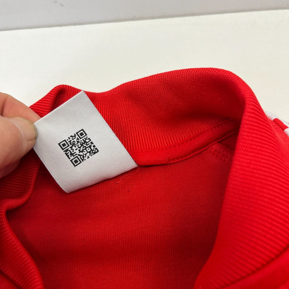 Retro 2022 Adidas Originals Firebird Track Top in Red size Large