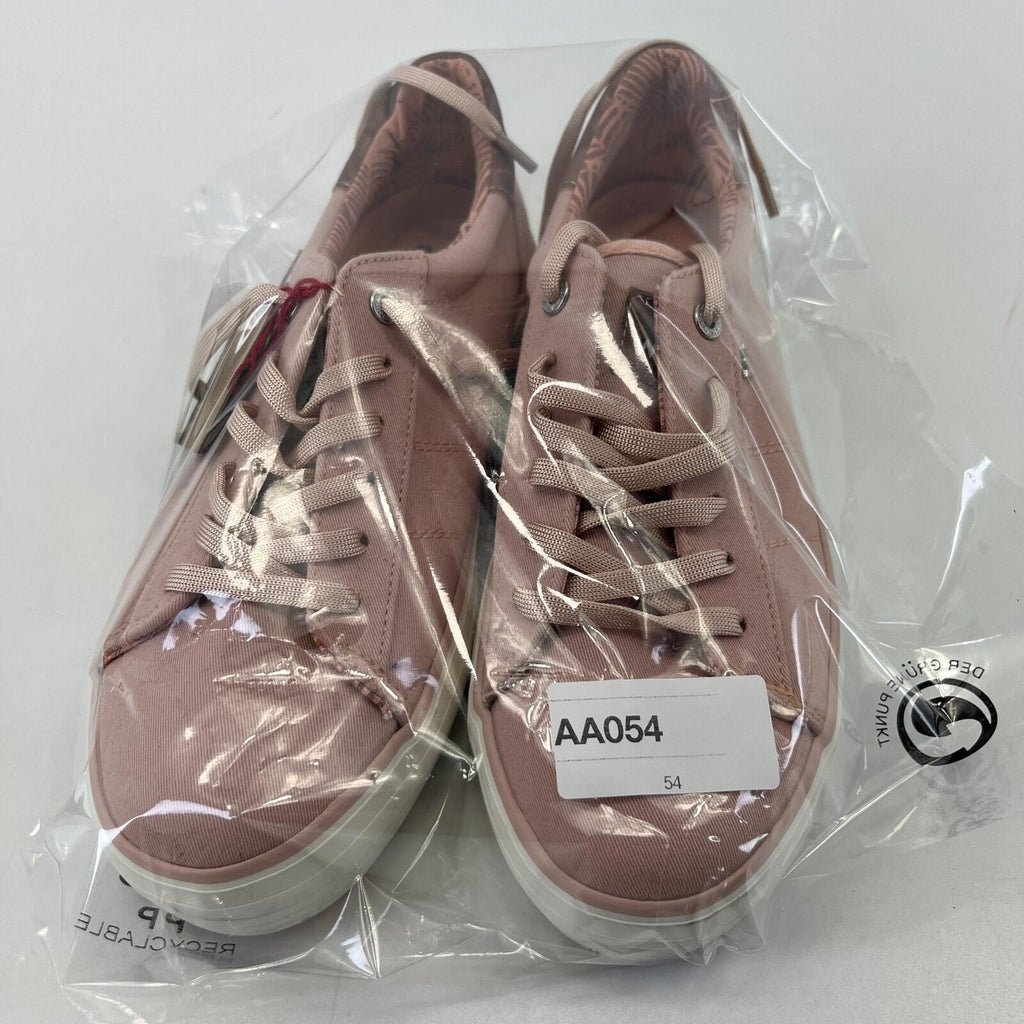 Wrangler Memory Foam Trainers in Pastel Pink UK size 65 / EU 38