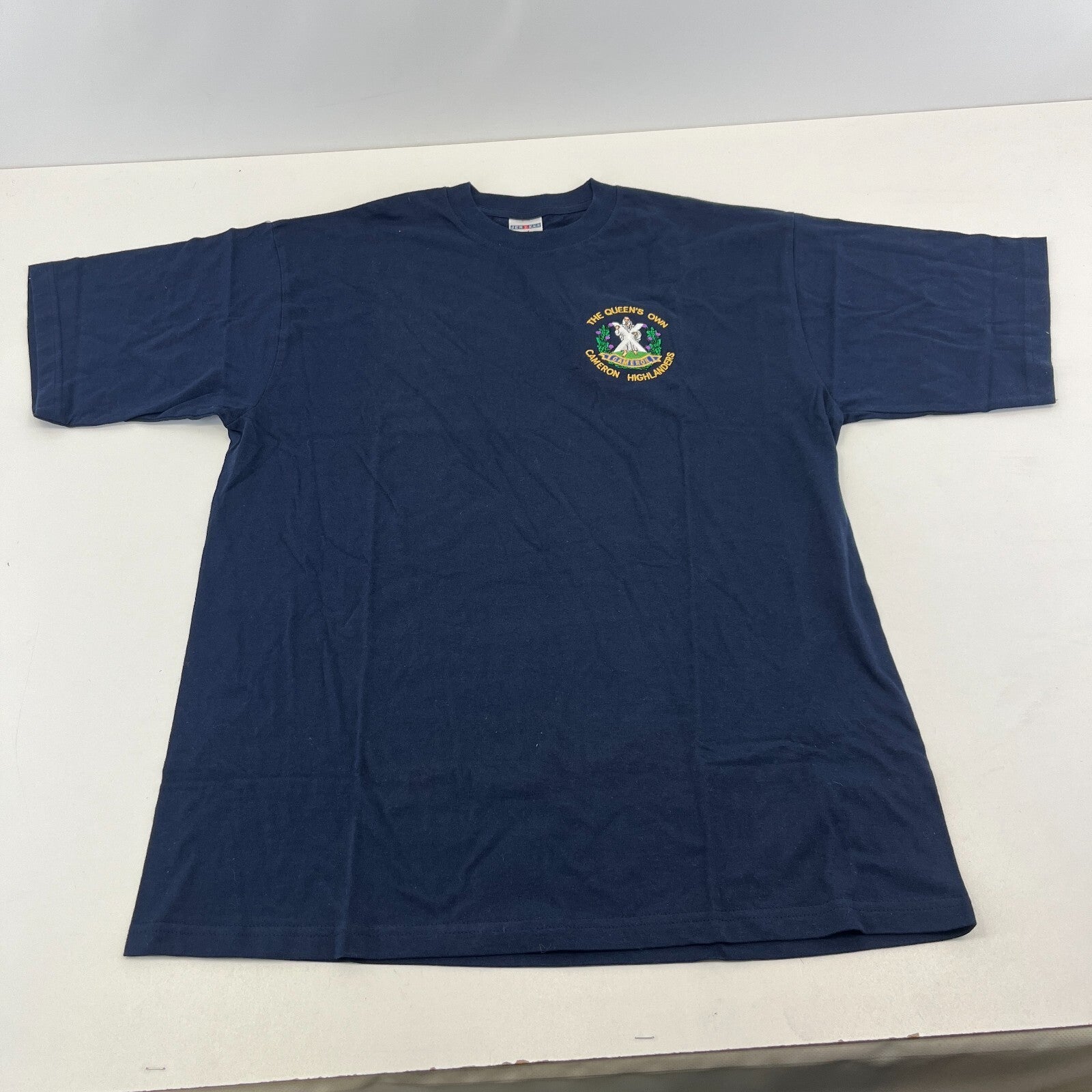 Rare The Queen's Own Cameron Highlander Embroidered T Shirt in Navy Blue size M