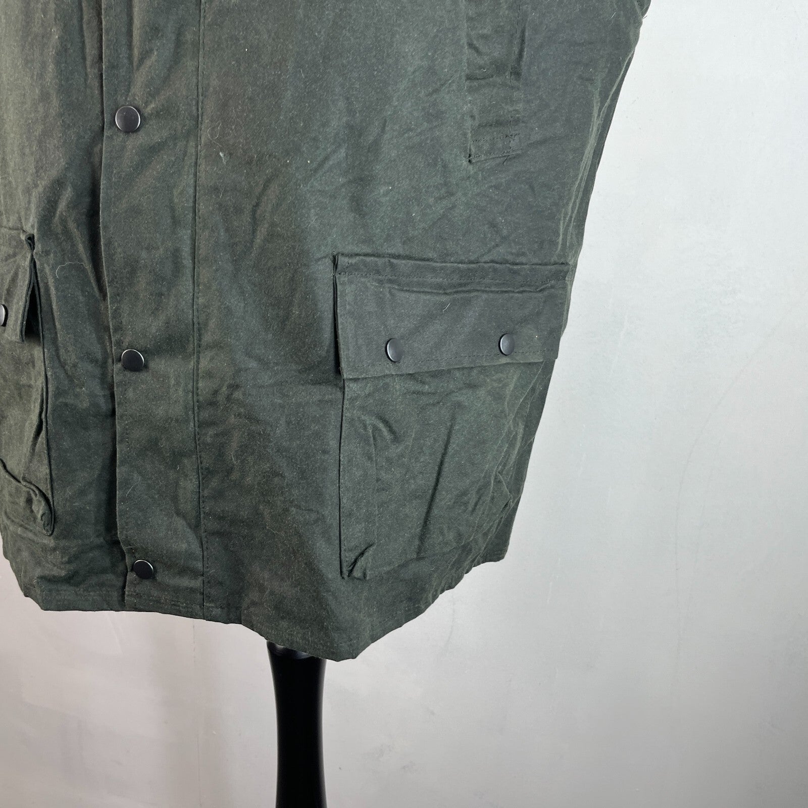 Greenbelt Waxed Gilet in Green size XL Mens Country Vest Tartan Lined Shooting
