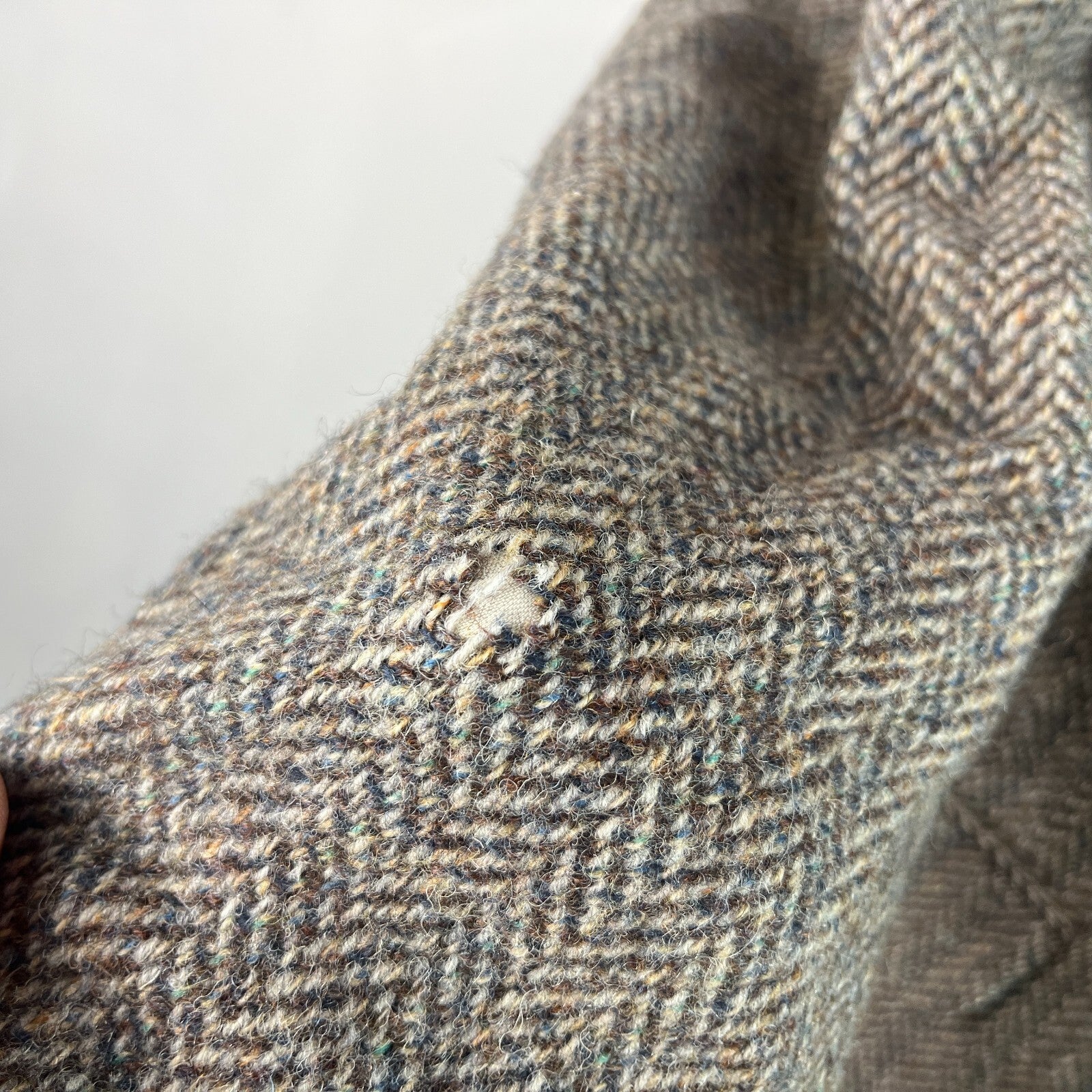 Crombie Men's Brown Herringbone Pure Wool Blazer size Medium