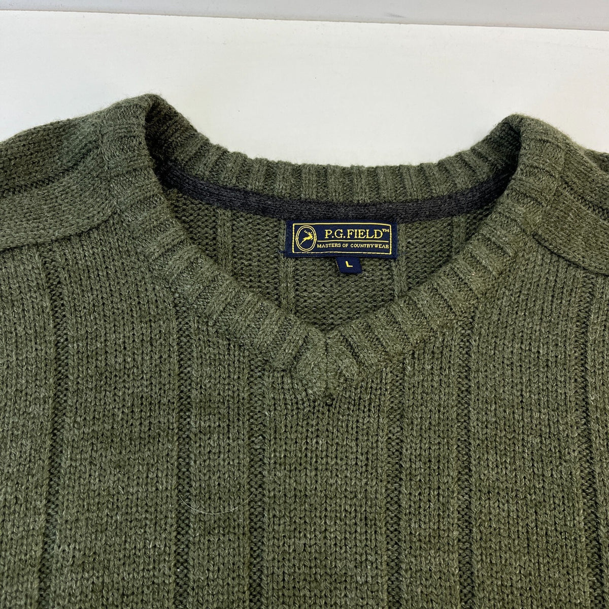 PG Field Men’s Jumper Dark Green Cable Knit Chunky V-Neck Sweater size Large
