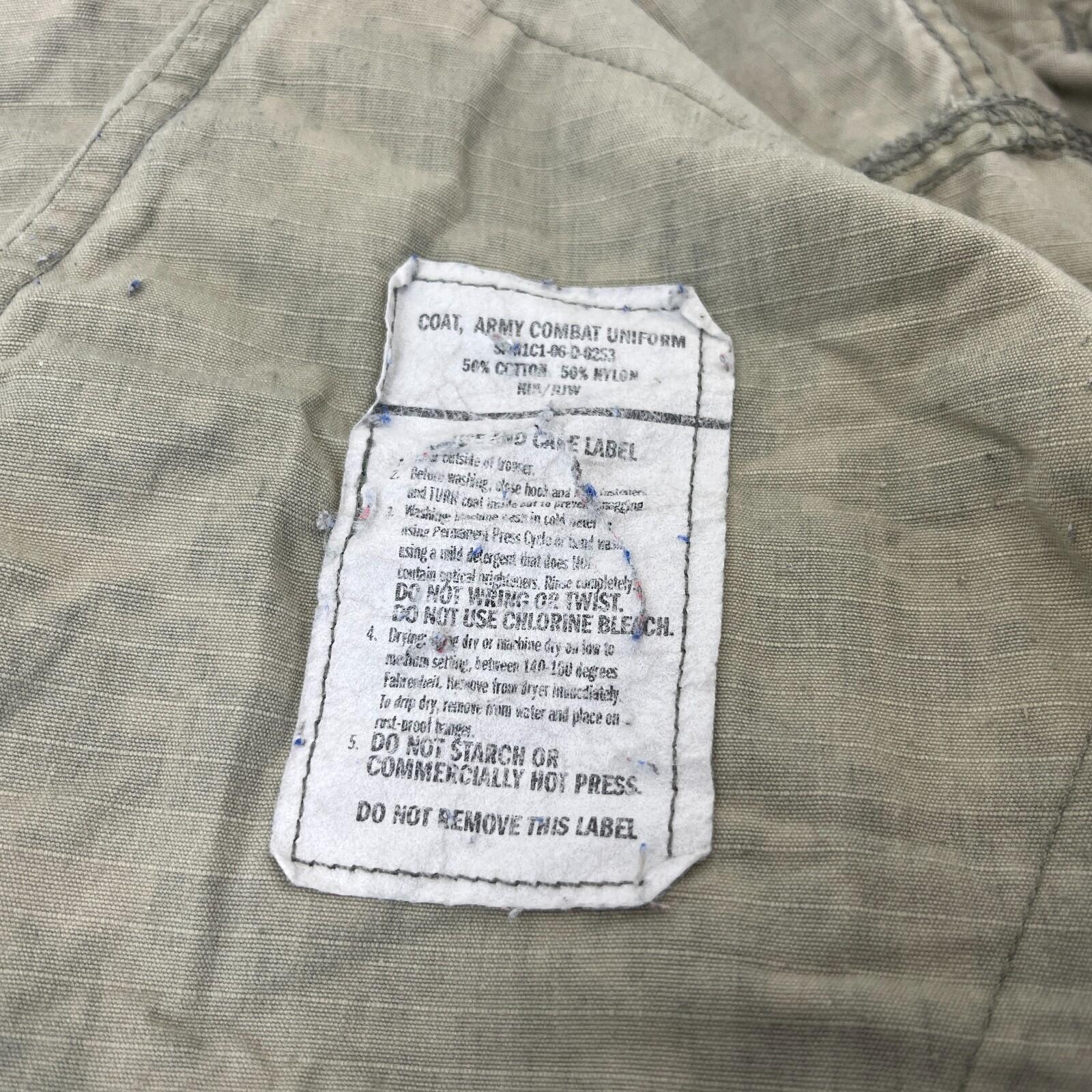 US Military Combat Jacket Mens size Medium Short Hot Weather Digital Camo