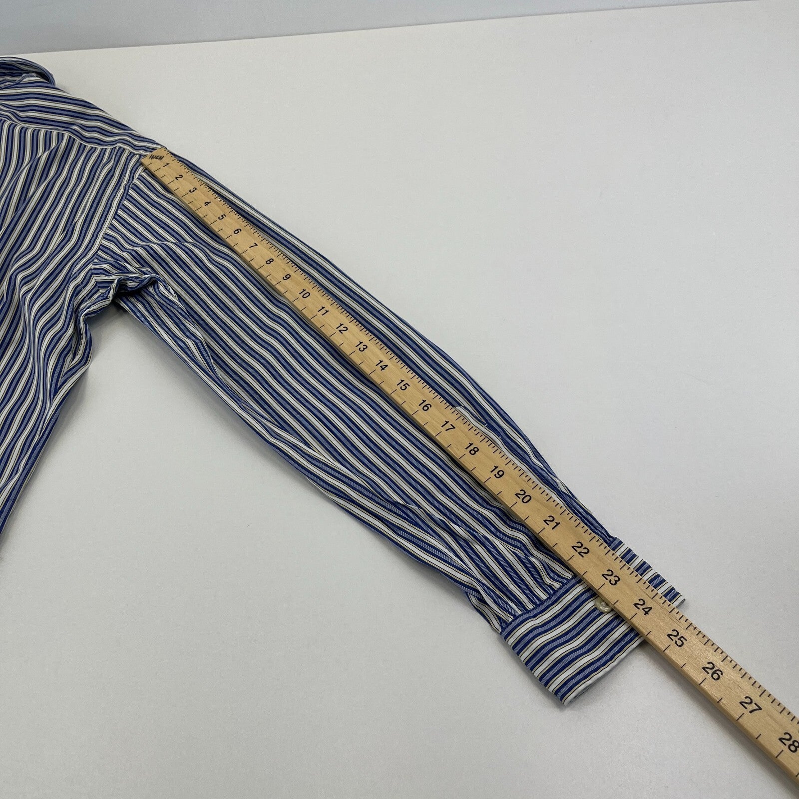 Ralph Lauren Shirt Mens 15 1/2 M Blue Pinstriped Cotton Button Up RL Pony