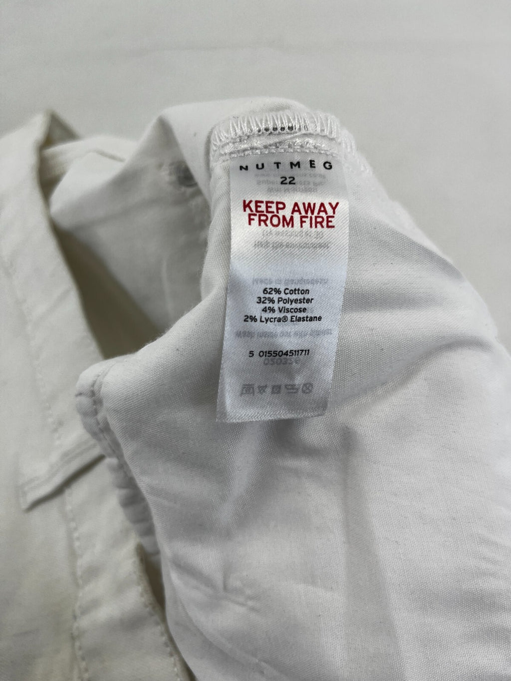 Nutmeg Skinny Tapered Jeans in White UK Women's size 22 - NWOT