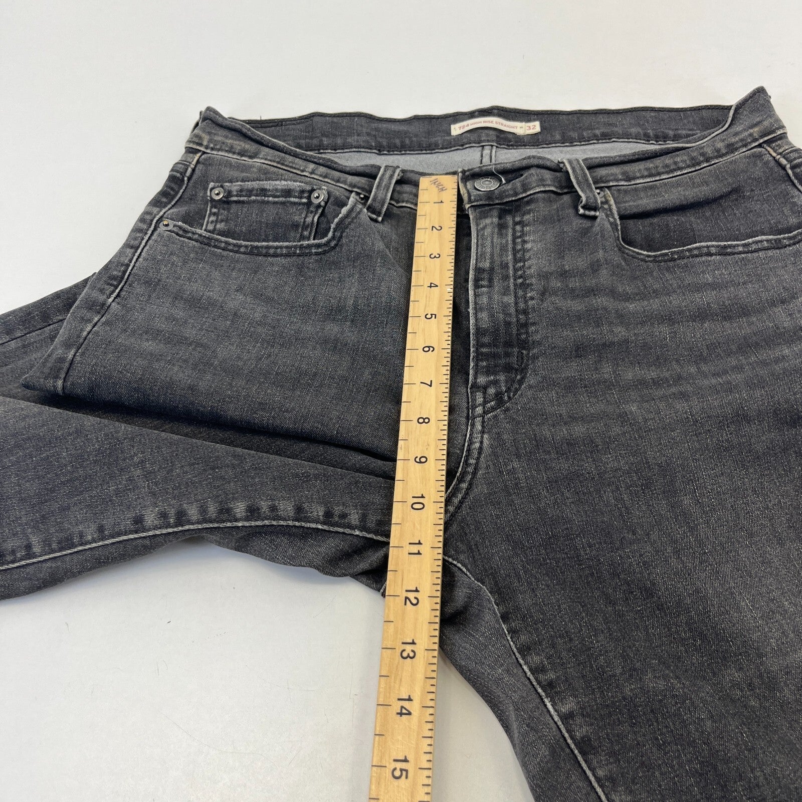 Levi’s 724 High Rise Straight Jeans Charcoal Grey W32" L30"
