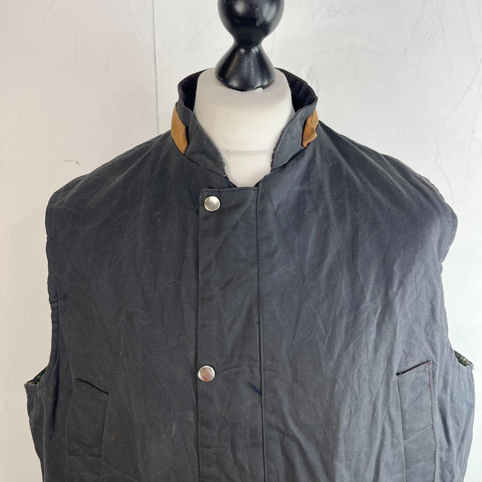 High Divers Wax Waterproof Gilet/Bodywarmer in Black Size 2XL Embroidered