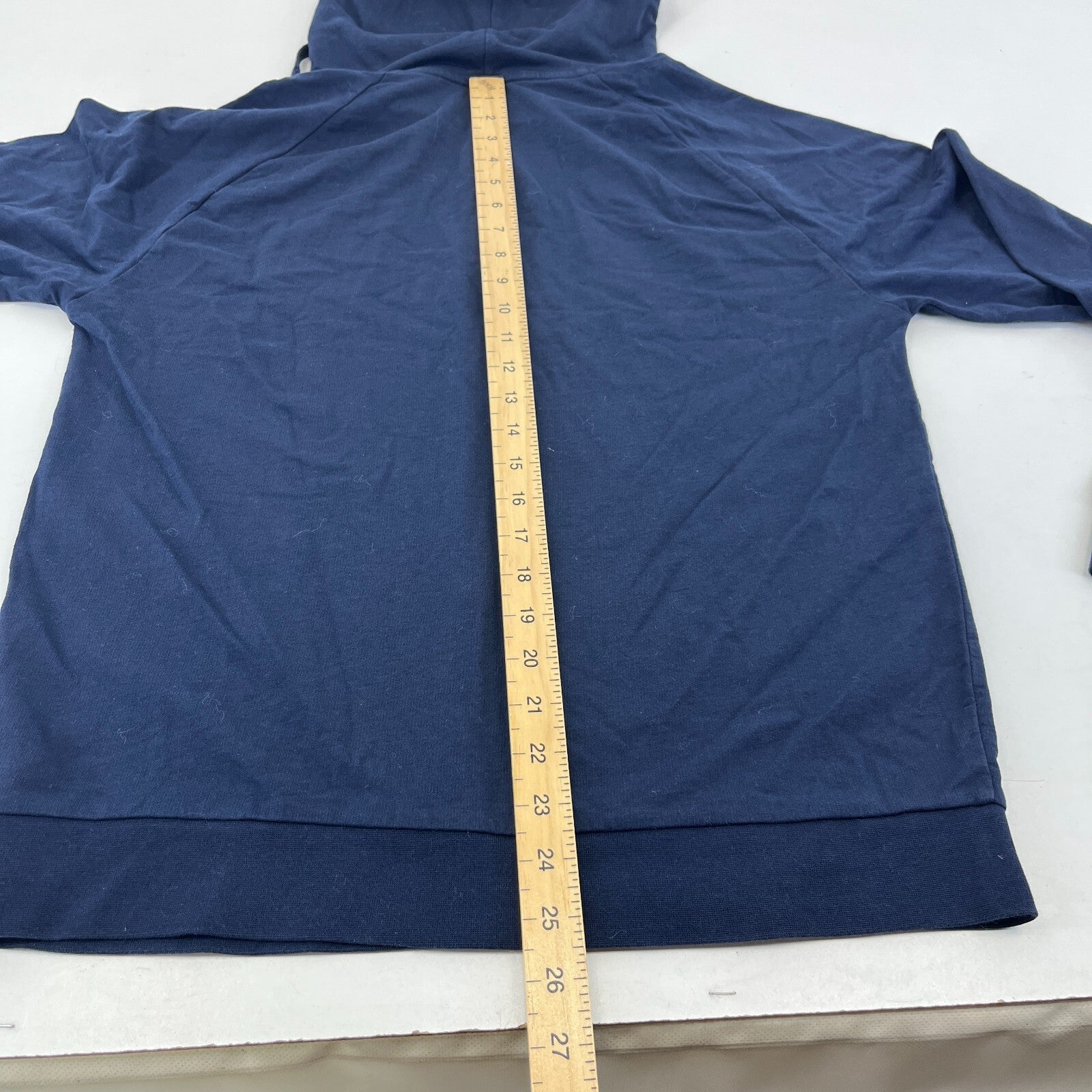 Hugo Boss Mens Lightweight Hoodie in Navy Blue size Medium