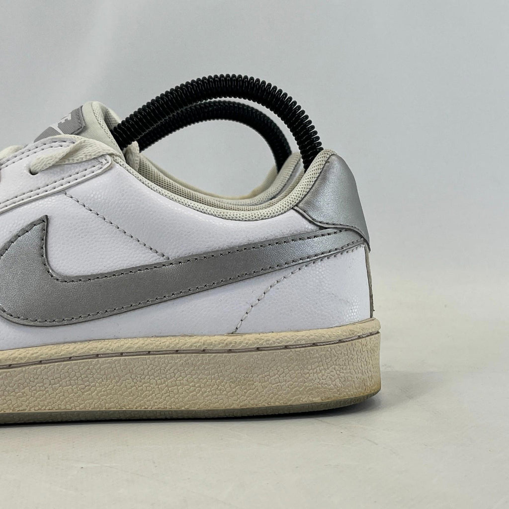 Nike Court Majestic White Trainers Size UK 5 Leather Low Trainers 454256-114
