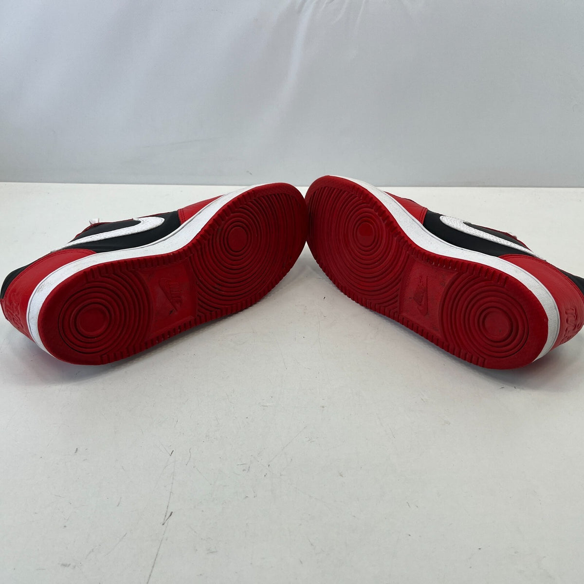 Nike Ebernon Low Prem Trainers Basketball Shoes Sneakers White Black Red UK 7.5