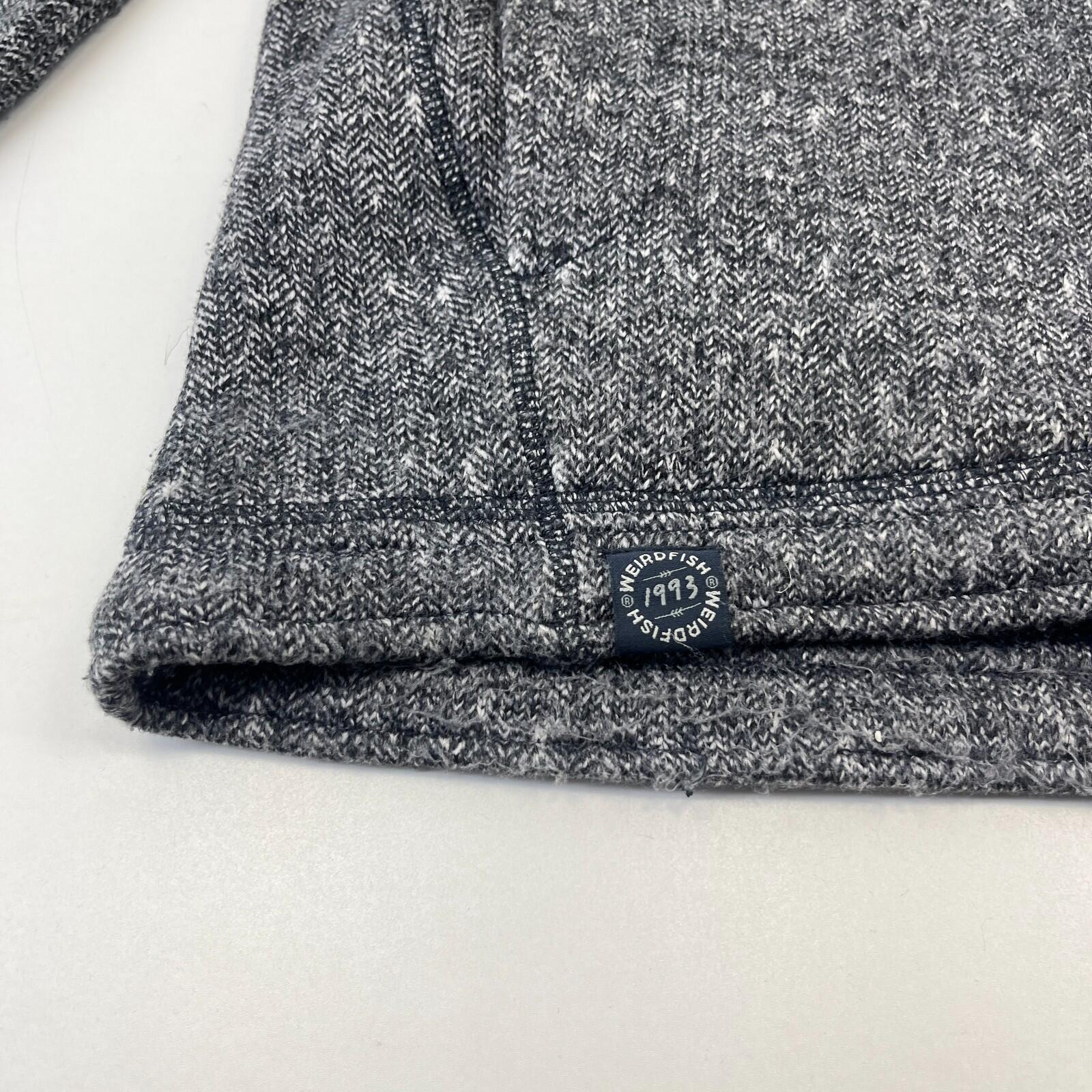Weird Fish Men's Fleece Pullover size Large Grey 1/4 Zip Herringbone
