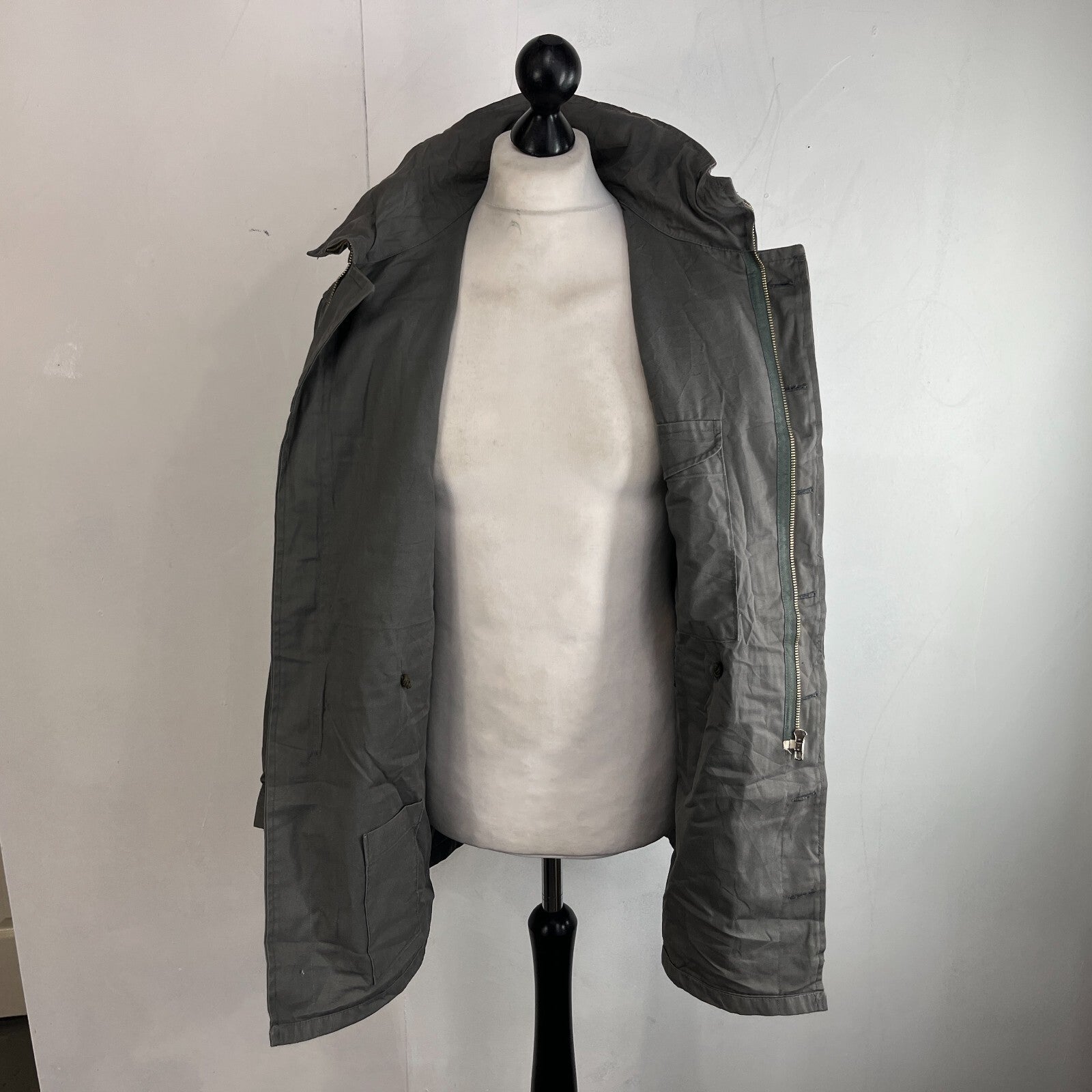 Pfeifer Austrian Army  Parka Field Combat Jacket in Grey size 46-48 (Large)