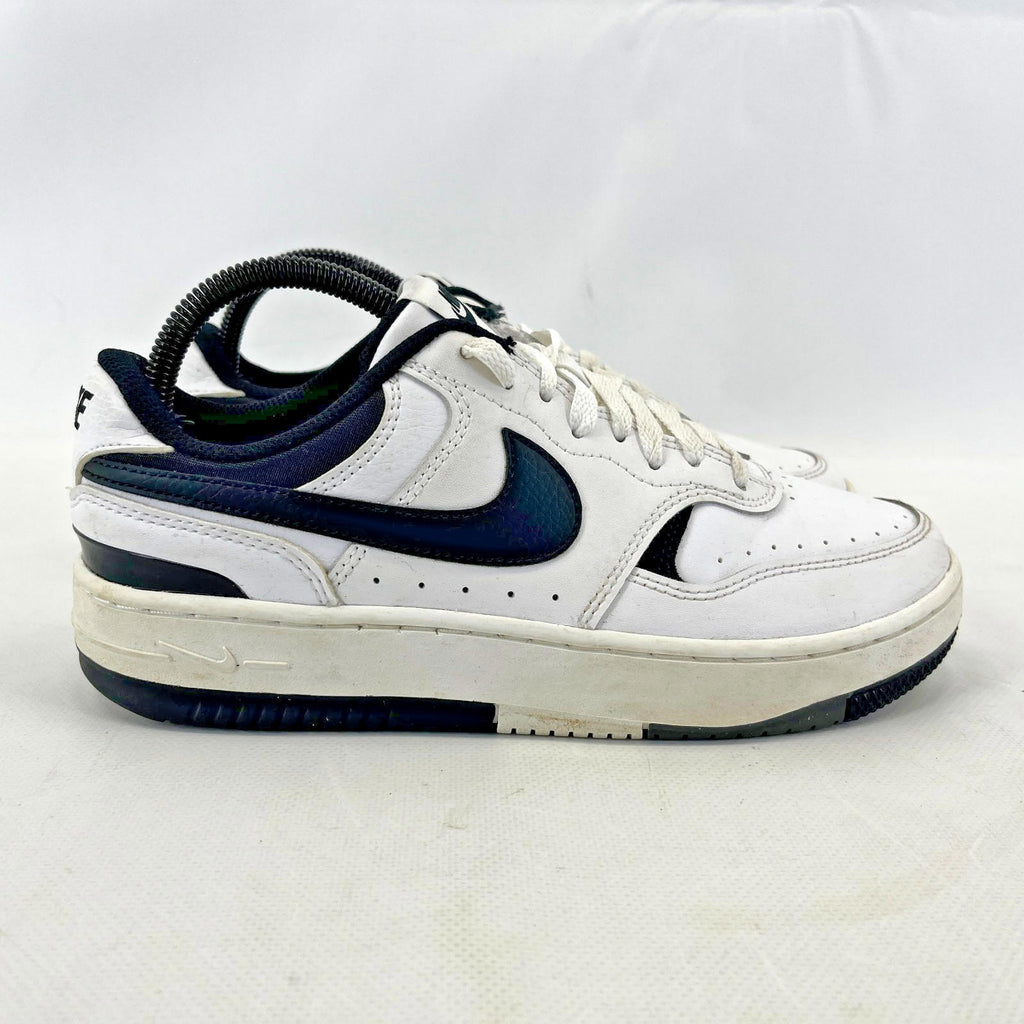 Nike Gamma Force Women’s Leather Trainers Shoes White/Black size UK 5.5 EU 39